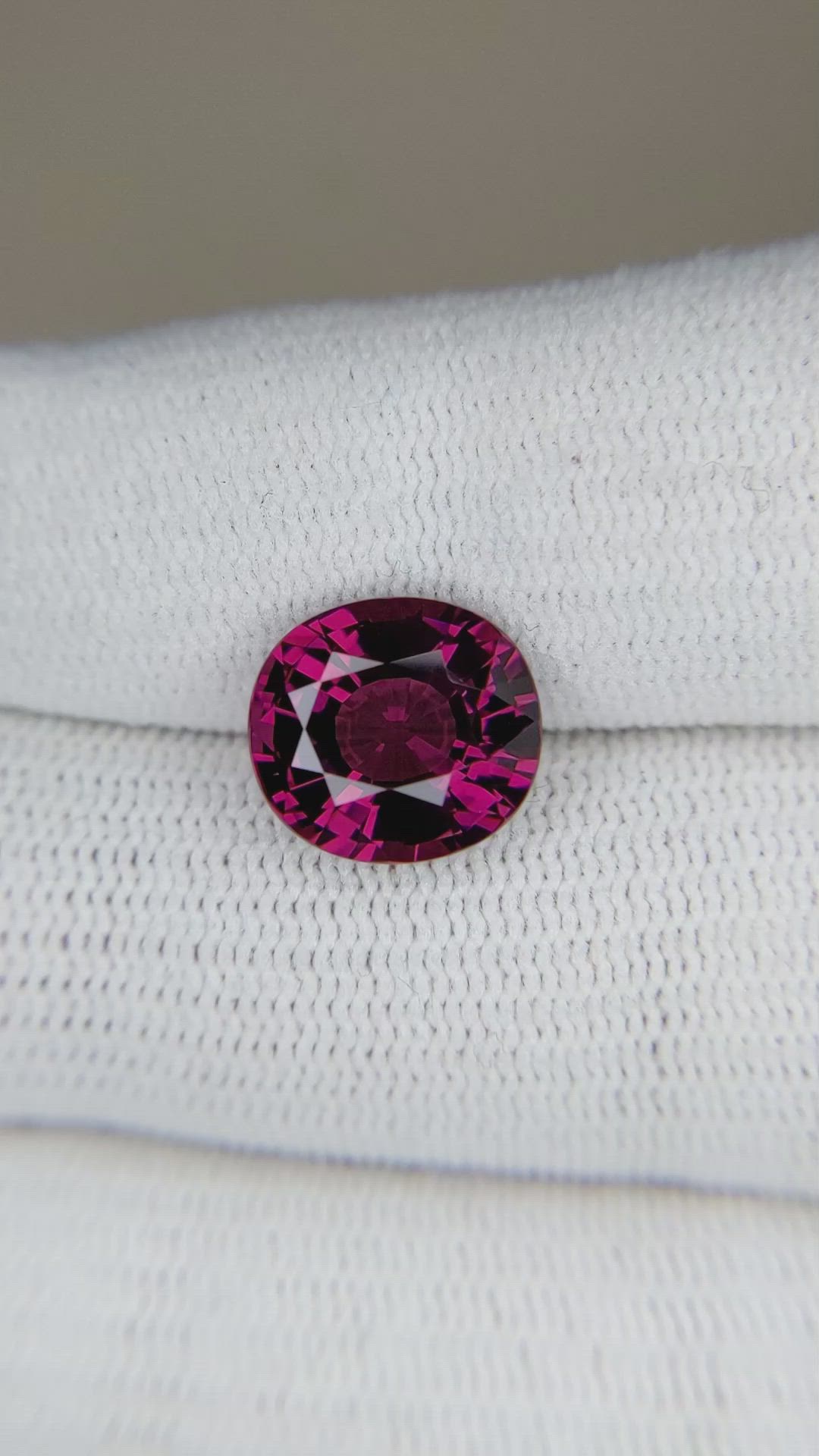 4.62 Ct. Rhodolite Garnet from Madagascar Size Video