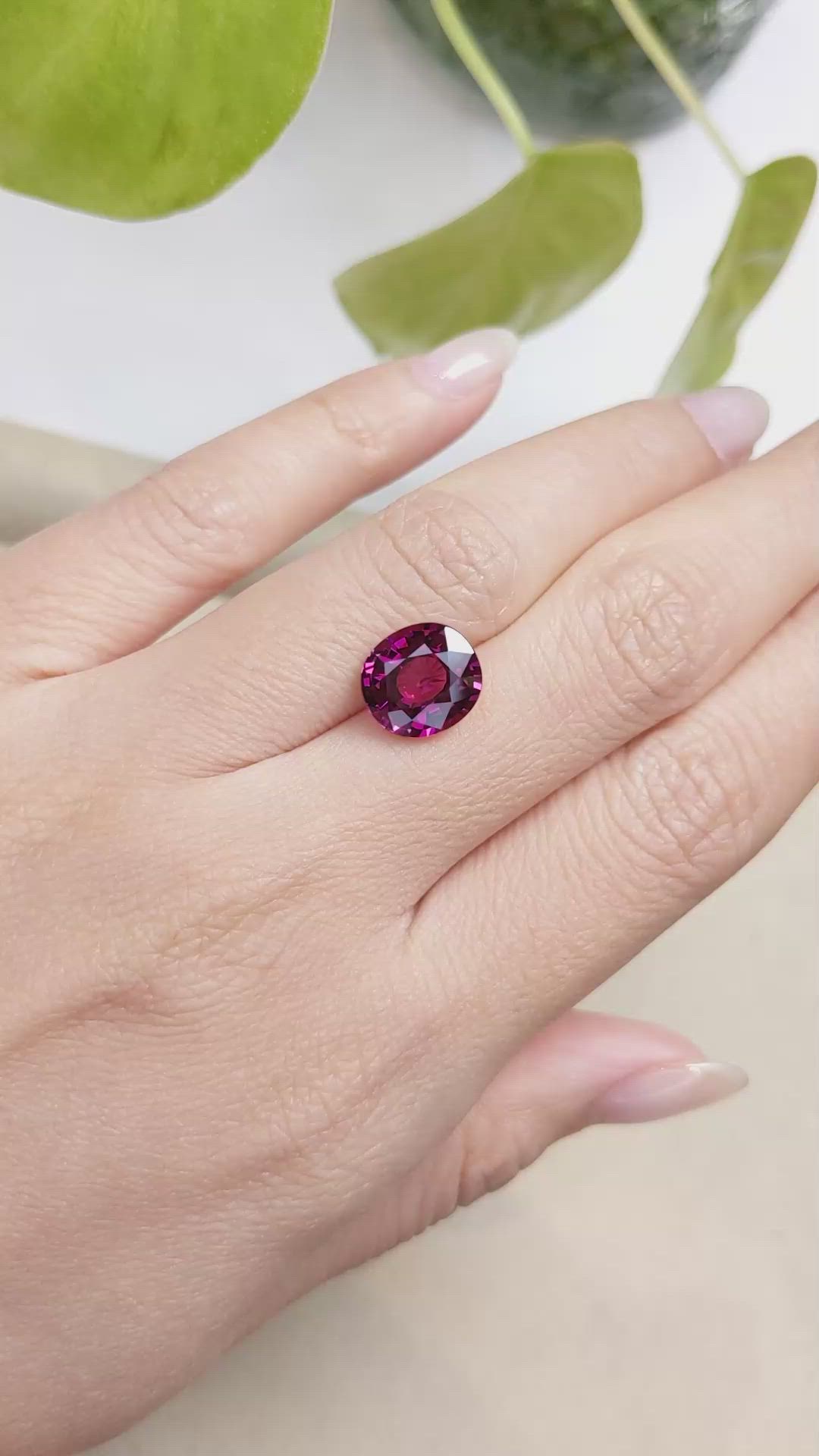 4.62 Ct. Rhodolite Garnet from Madagascar Size Video