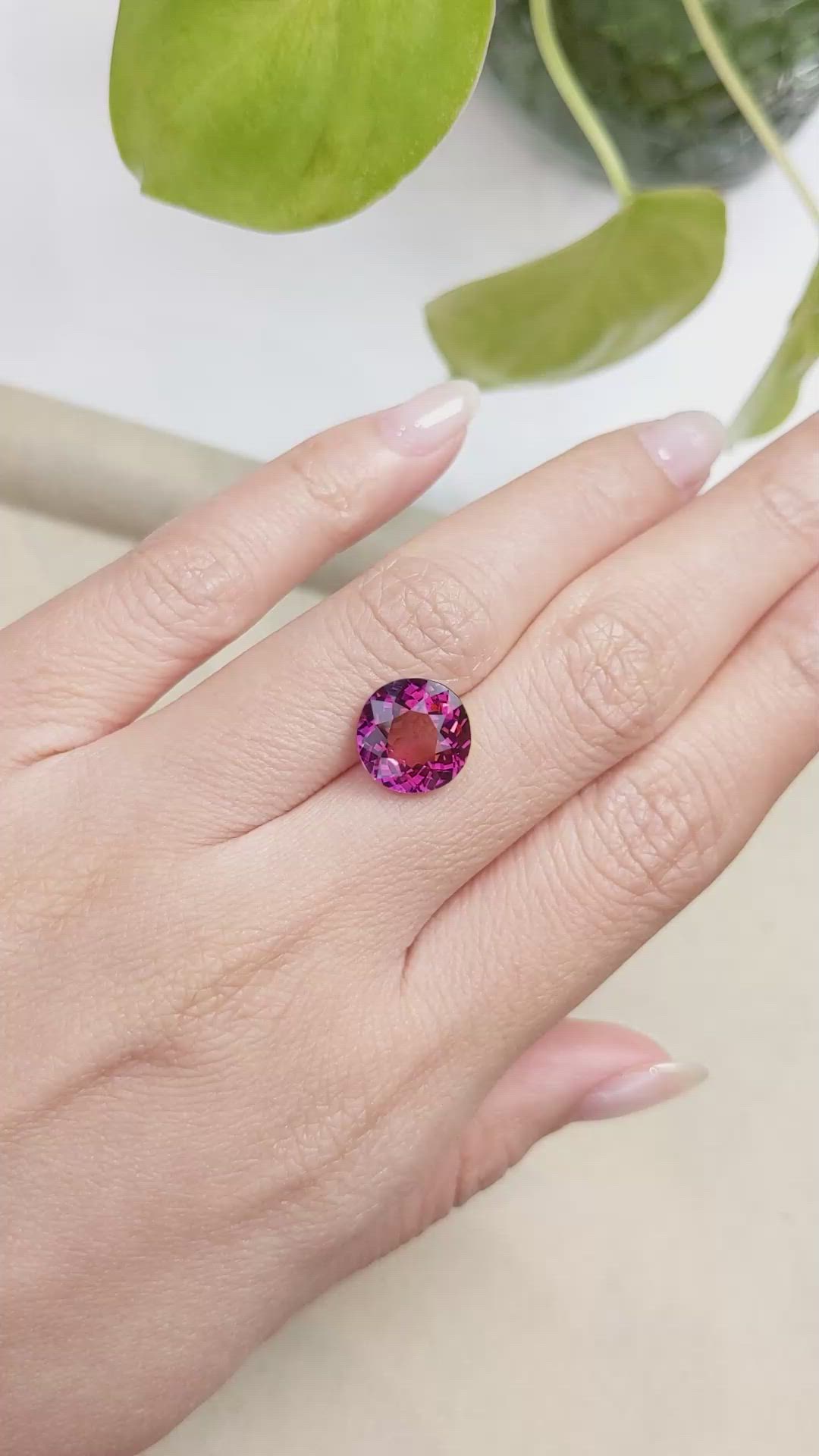 4.78 Ct. Rhodolite Garnet from Madagascar Size Video
