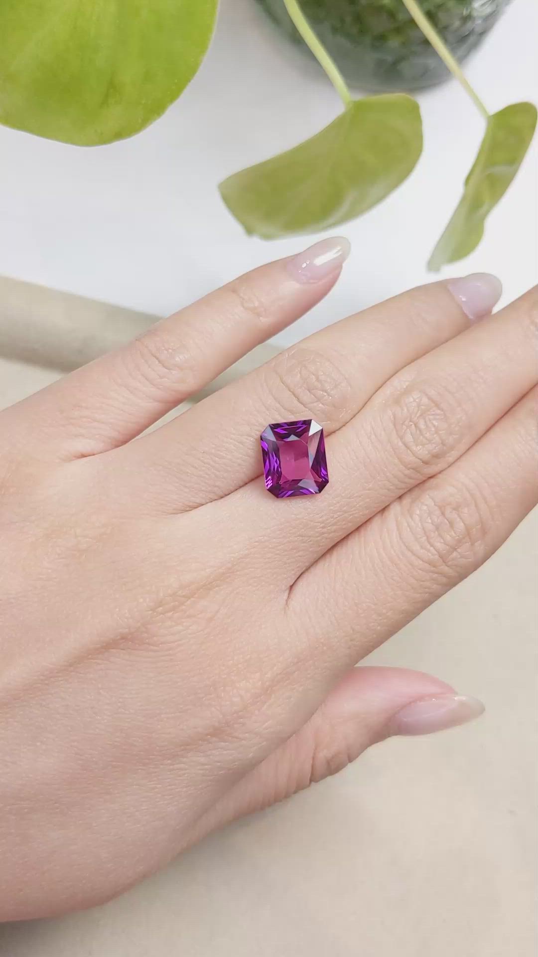 5.10 Ct. Rhodolite Garnet from Madagascar Size Video