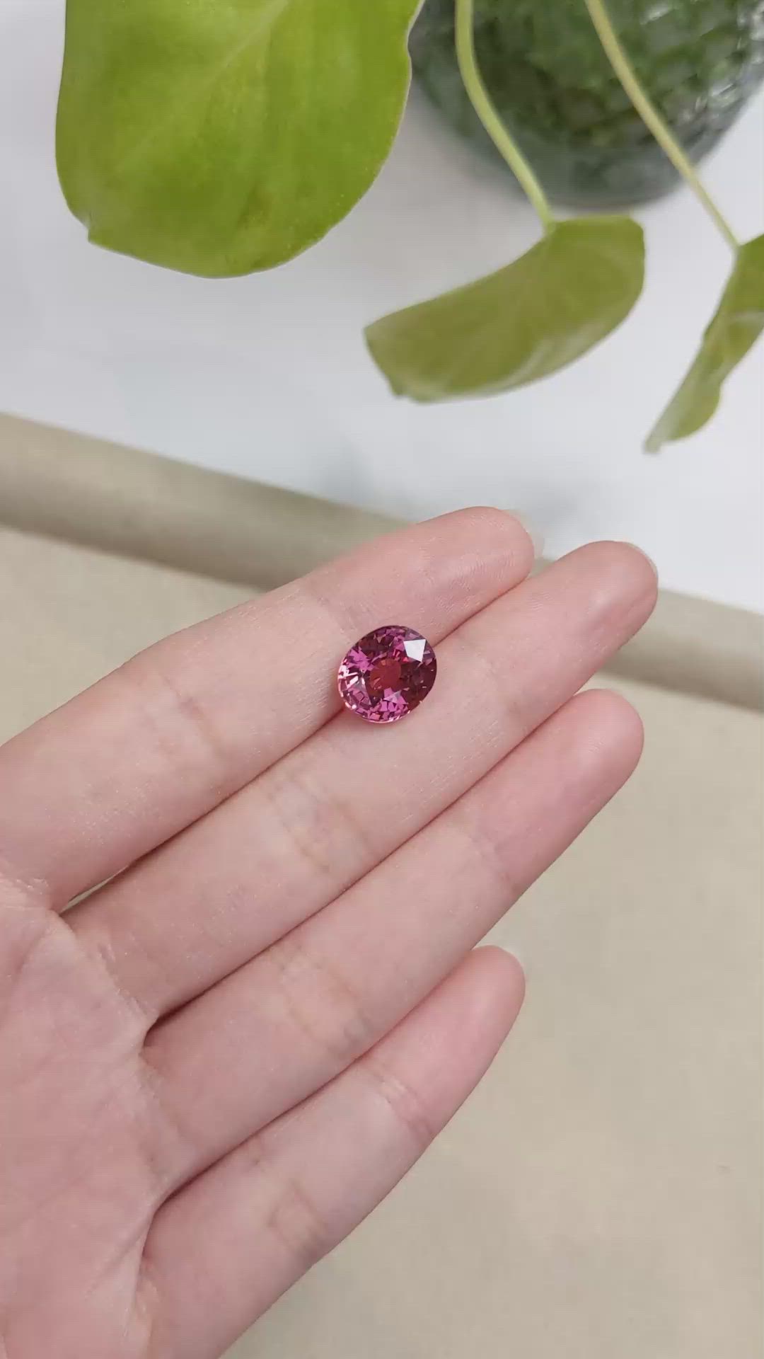5.30 Ct. Rhodolite Garnet from Madagascar Size Video
