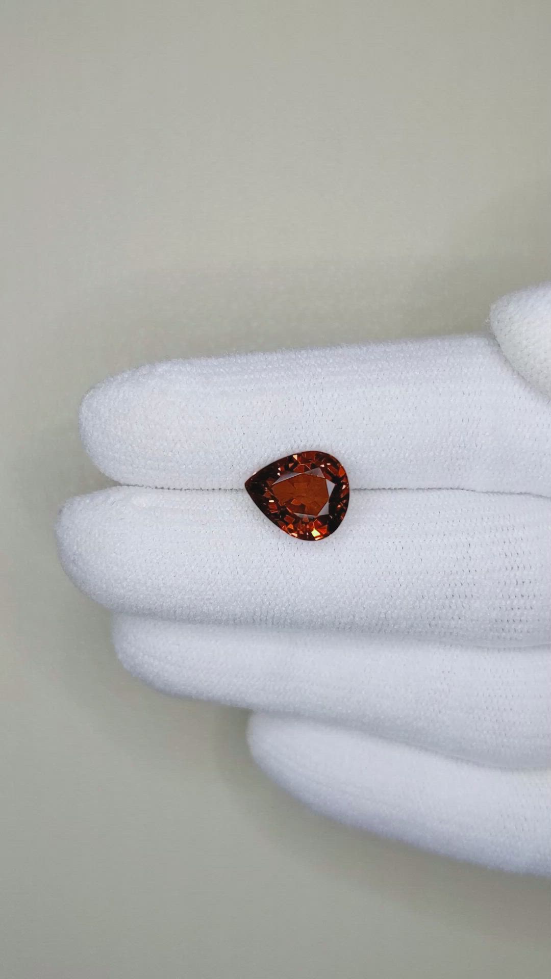 4.37 Ct. Rhodolite Garnet from Madagascar Size Video