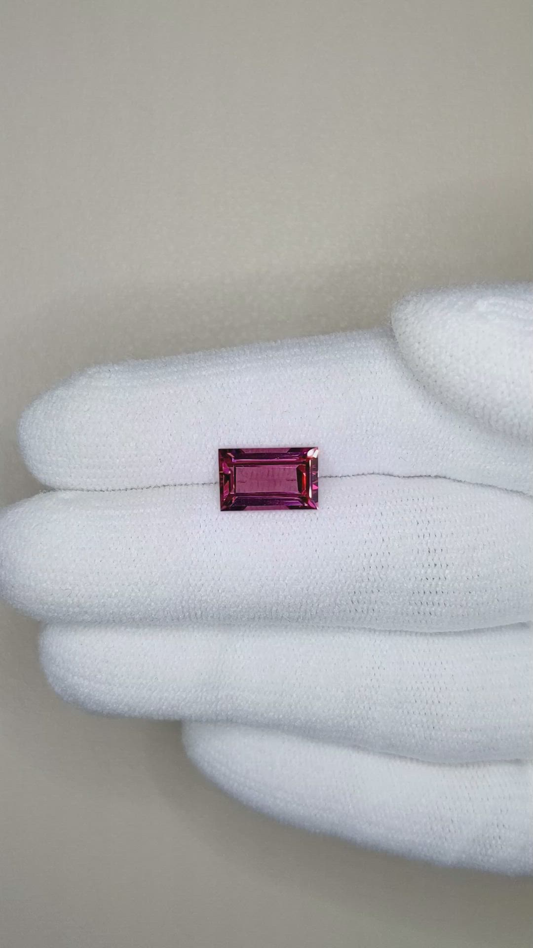 2.55 Ct. Rhodolite Garnet from Madagascar Size Video