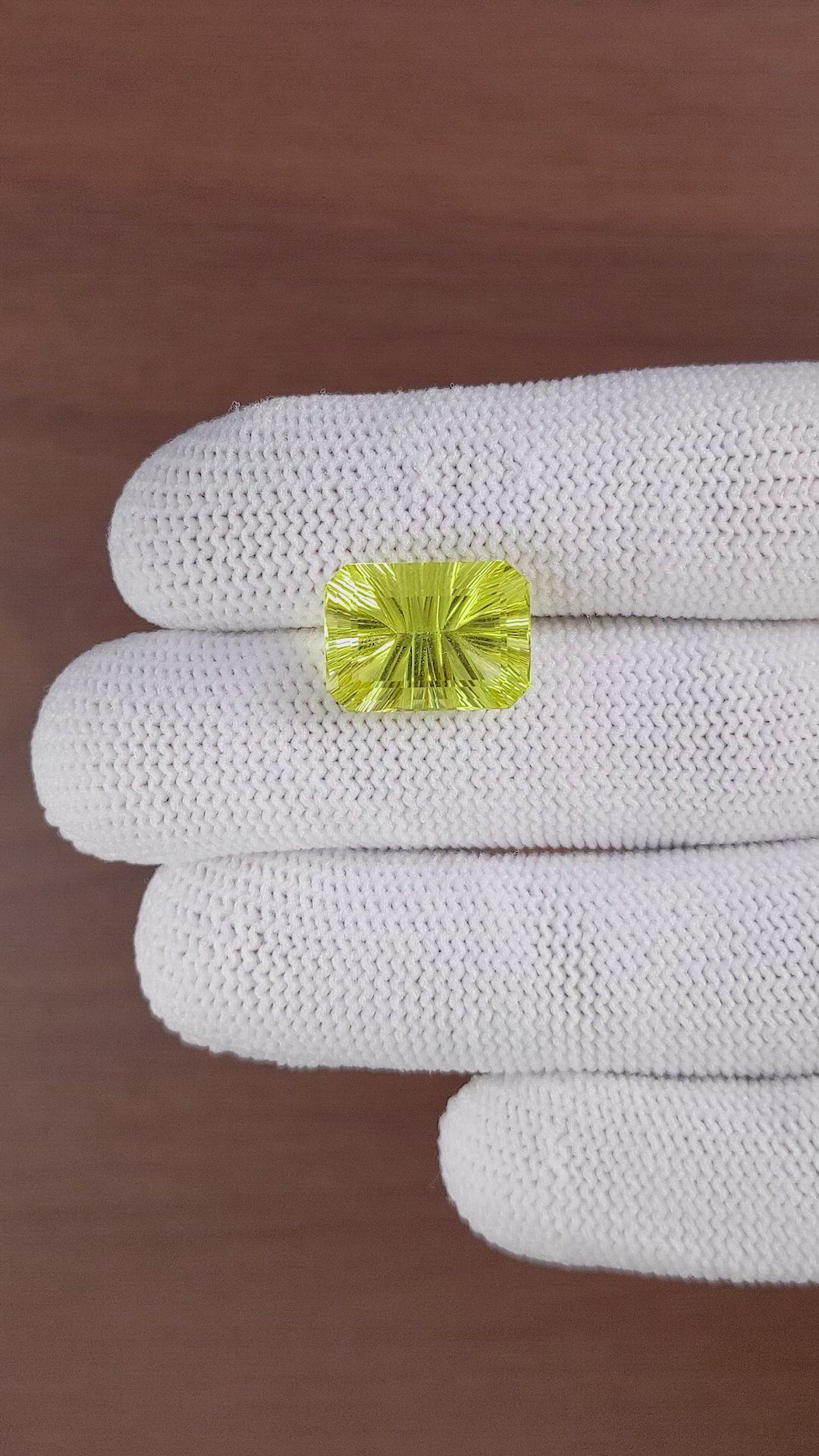 7.90 Ct. Quartz from Madagascar Size Video