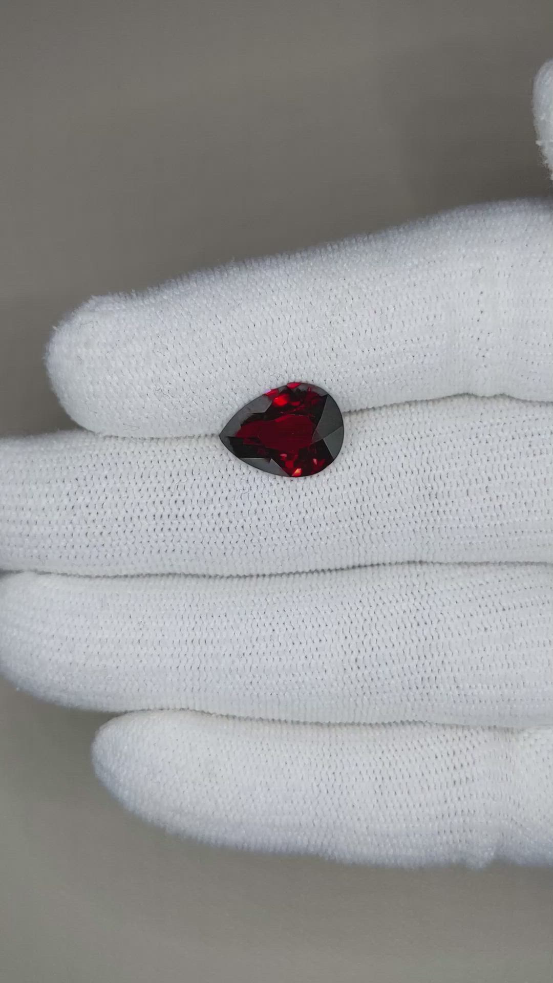 5.10 Ct. Garnet from Ceylon (Sri Lanka) Size Video