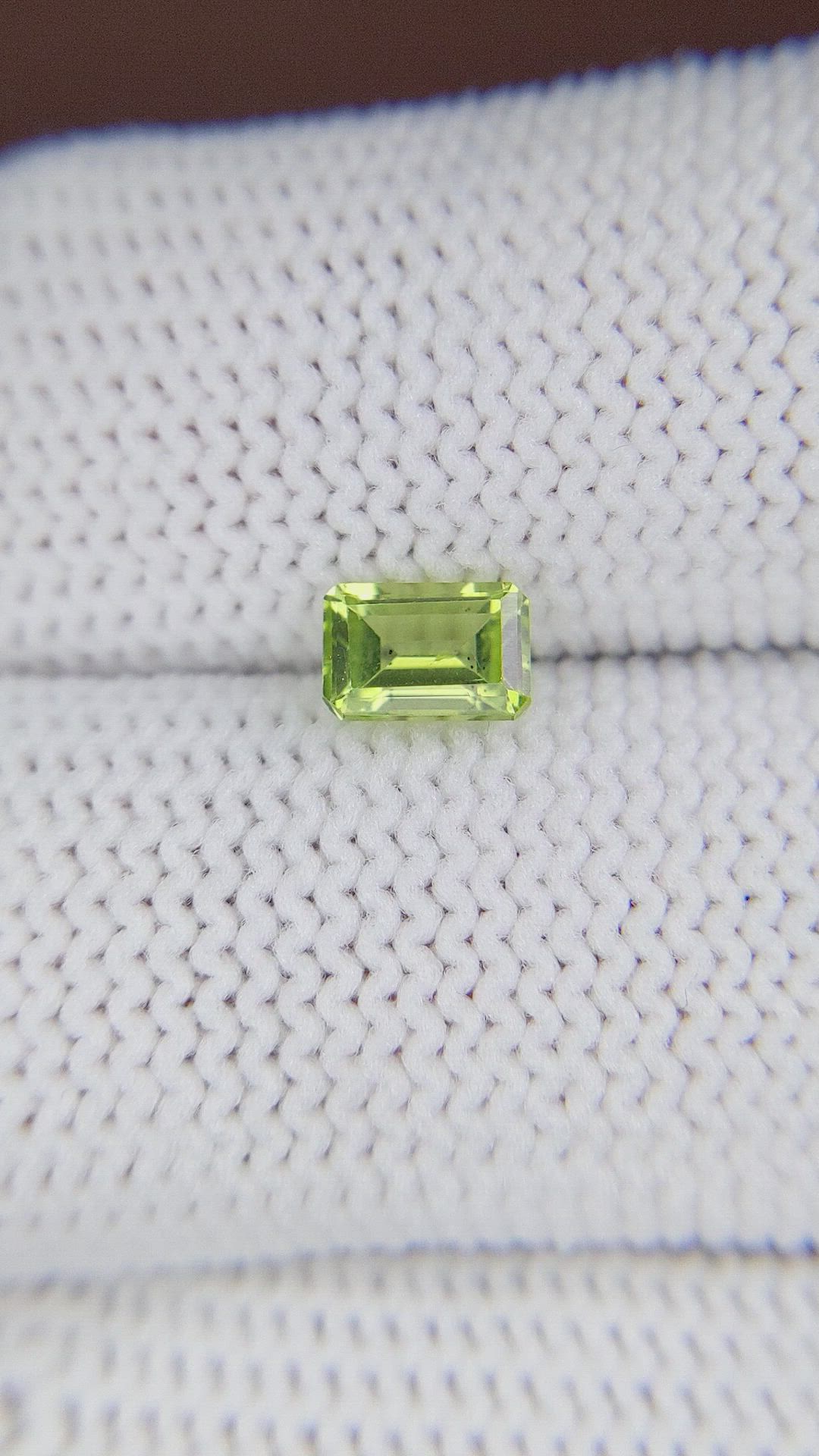 0.55 Ct. Peridot from Ceylon (Sri Lanka) Size Video