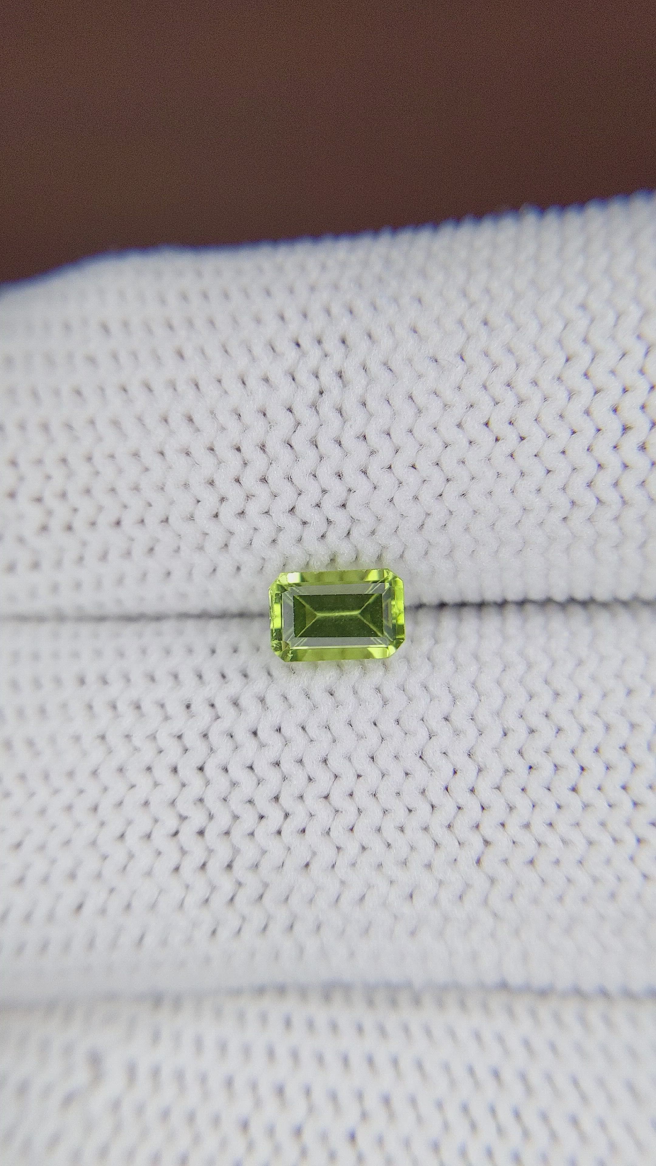 0.65 Ct. Peridot from Ceylon (Sri Lanka) Size Video