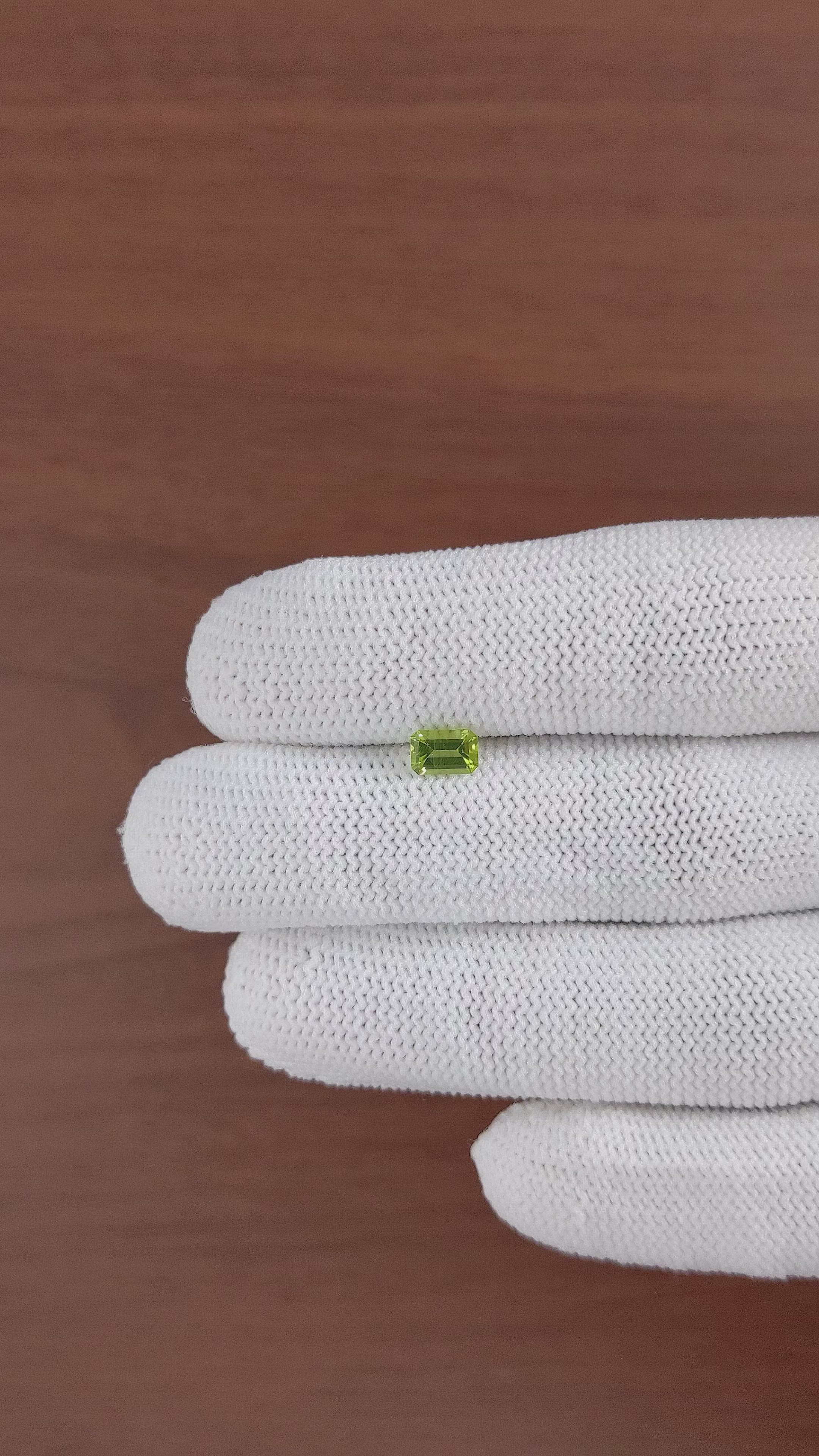 0.60 Ct. Peridot from Ceylon (Sri Lanka) Size Video