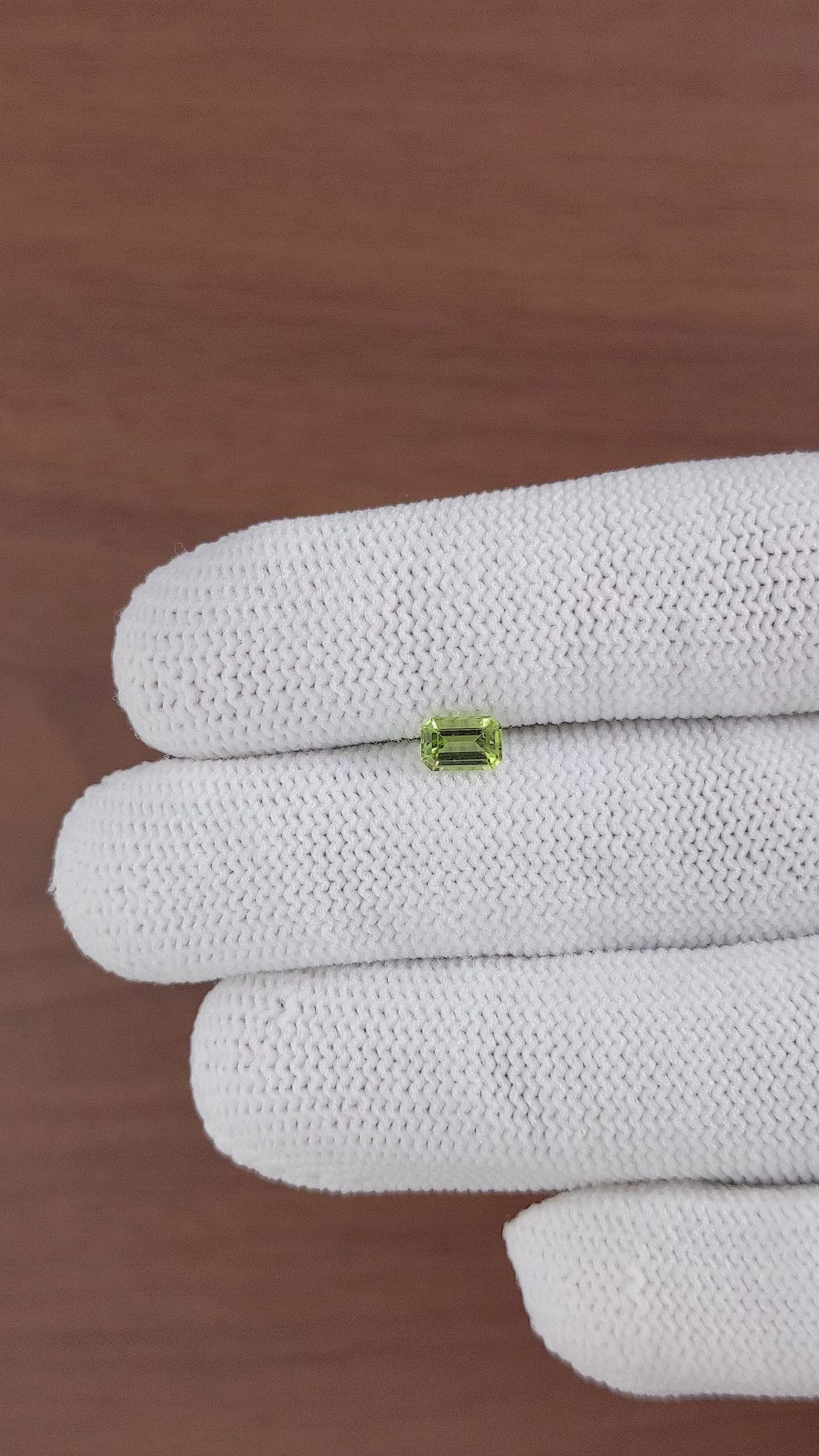 0.60 Ct. Peridot from Ceylon (Sri Lanka) Size Video