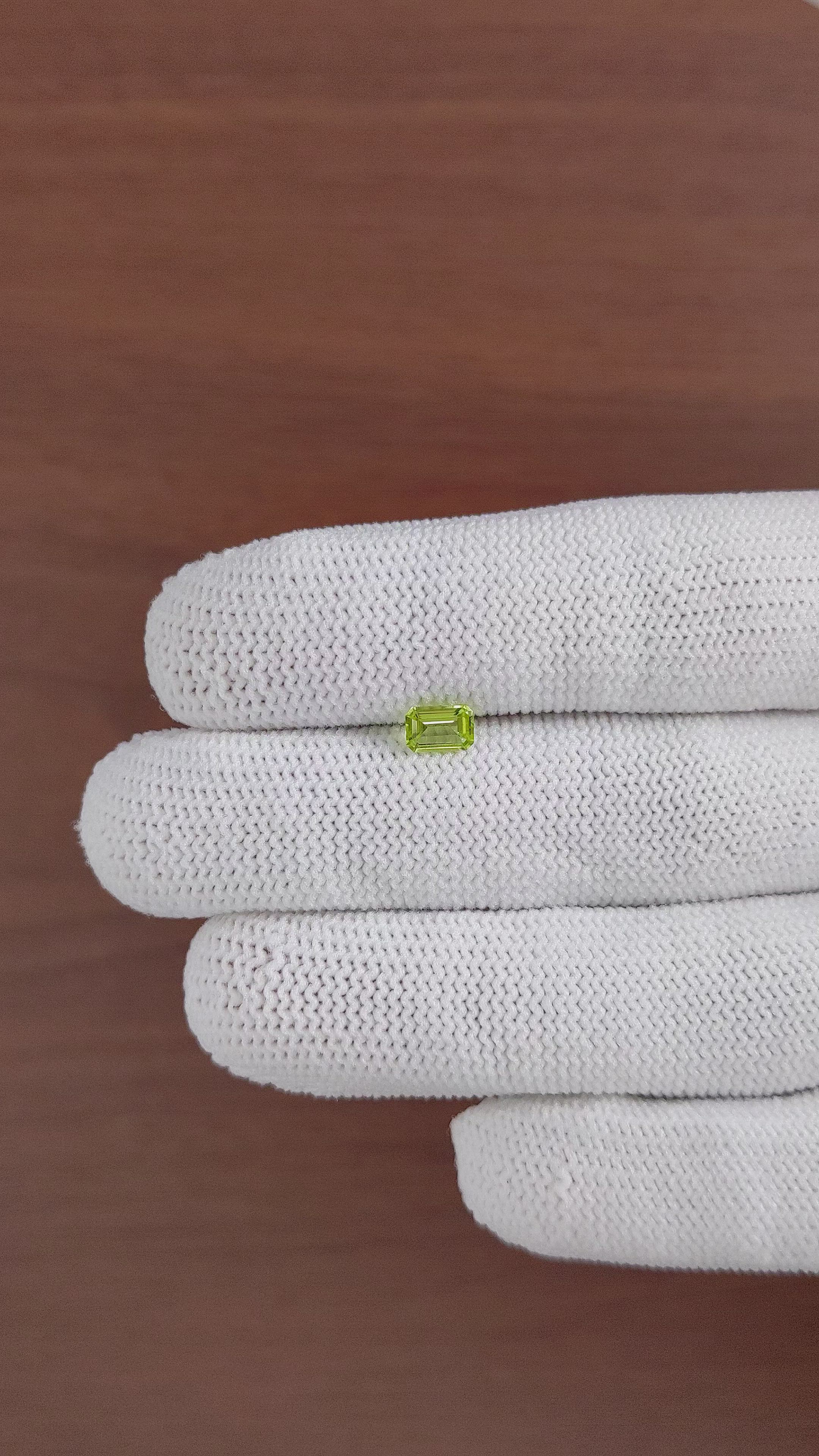 0.51 Ct. Peridot from Ceylon (Sri Lanka) Size Video