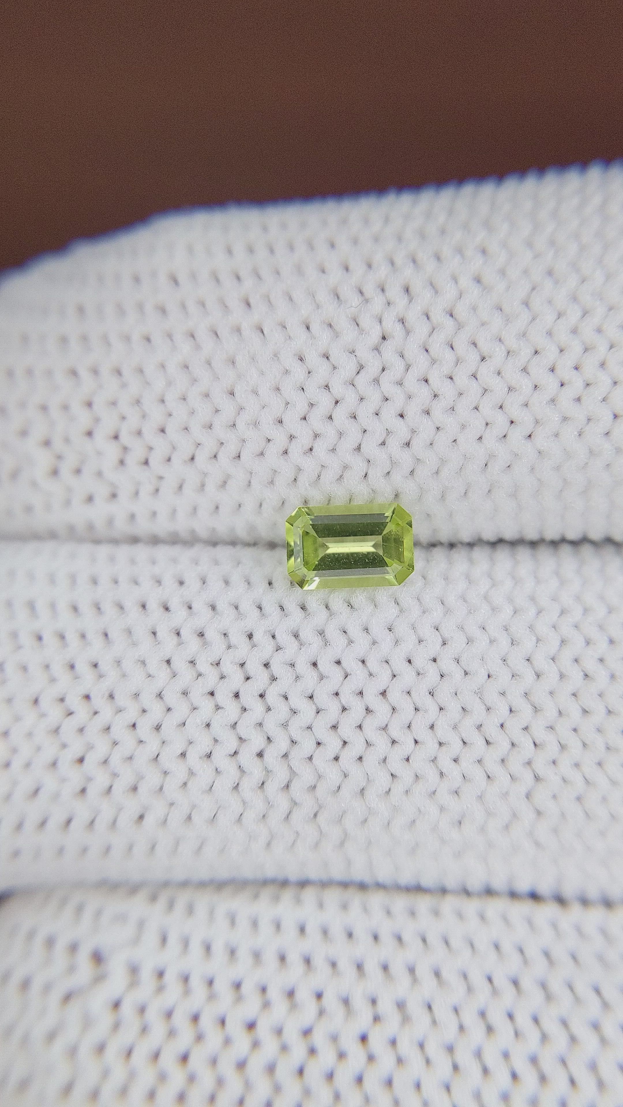 0.45 Ct. Peridot from Ceylon (Sri Lanka) Size Video