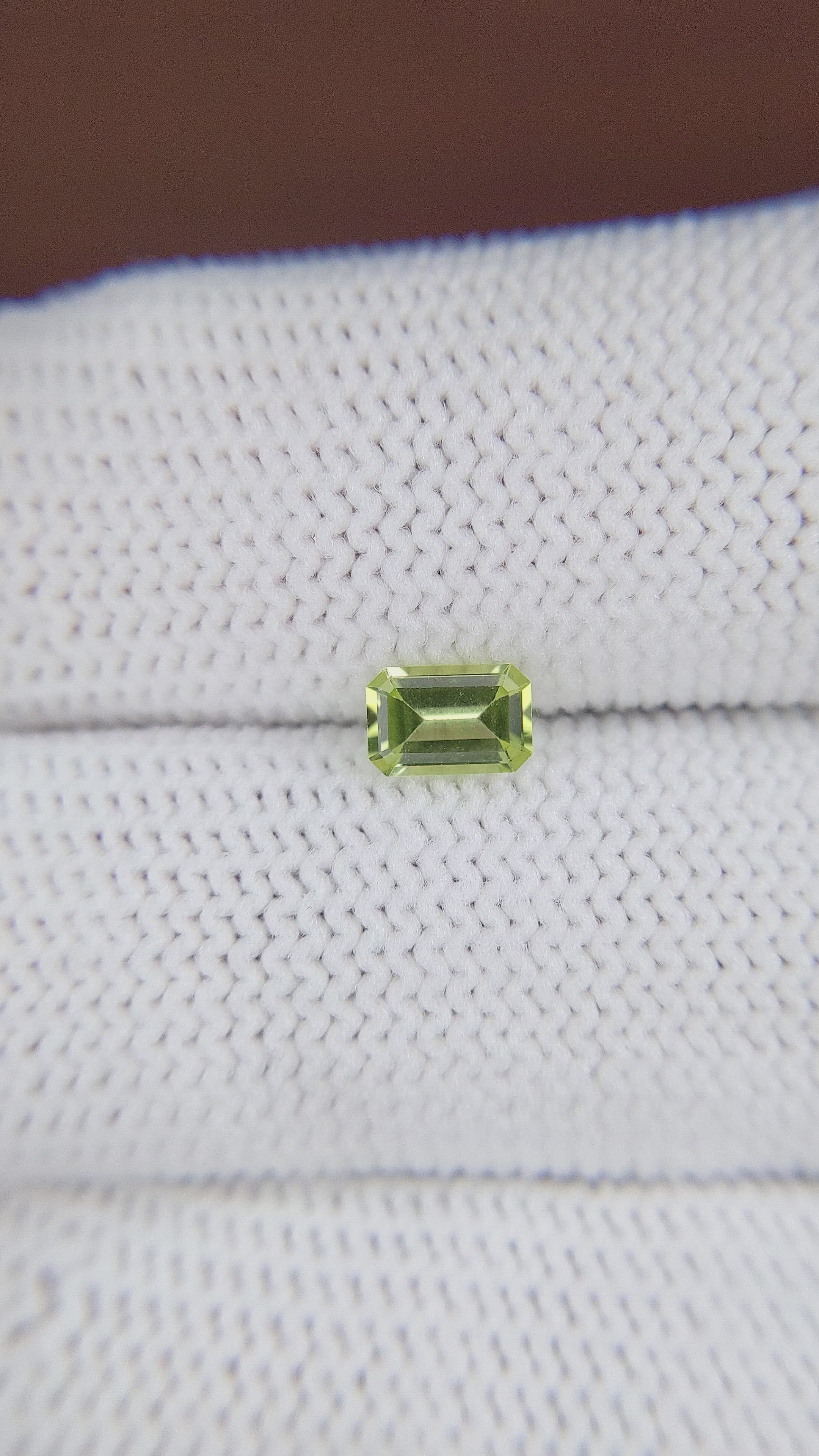 0.45 Ct. Peridot from Ceylon (Sri Lanka) Size Video