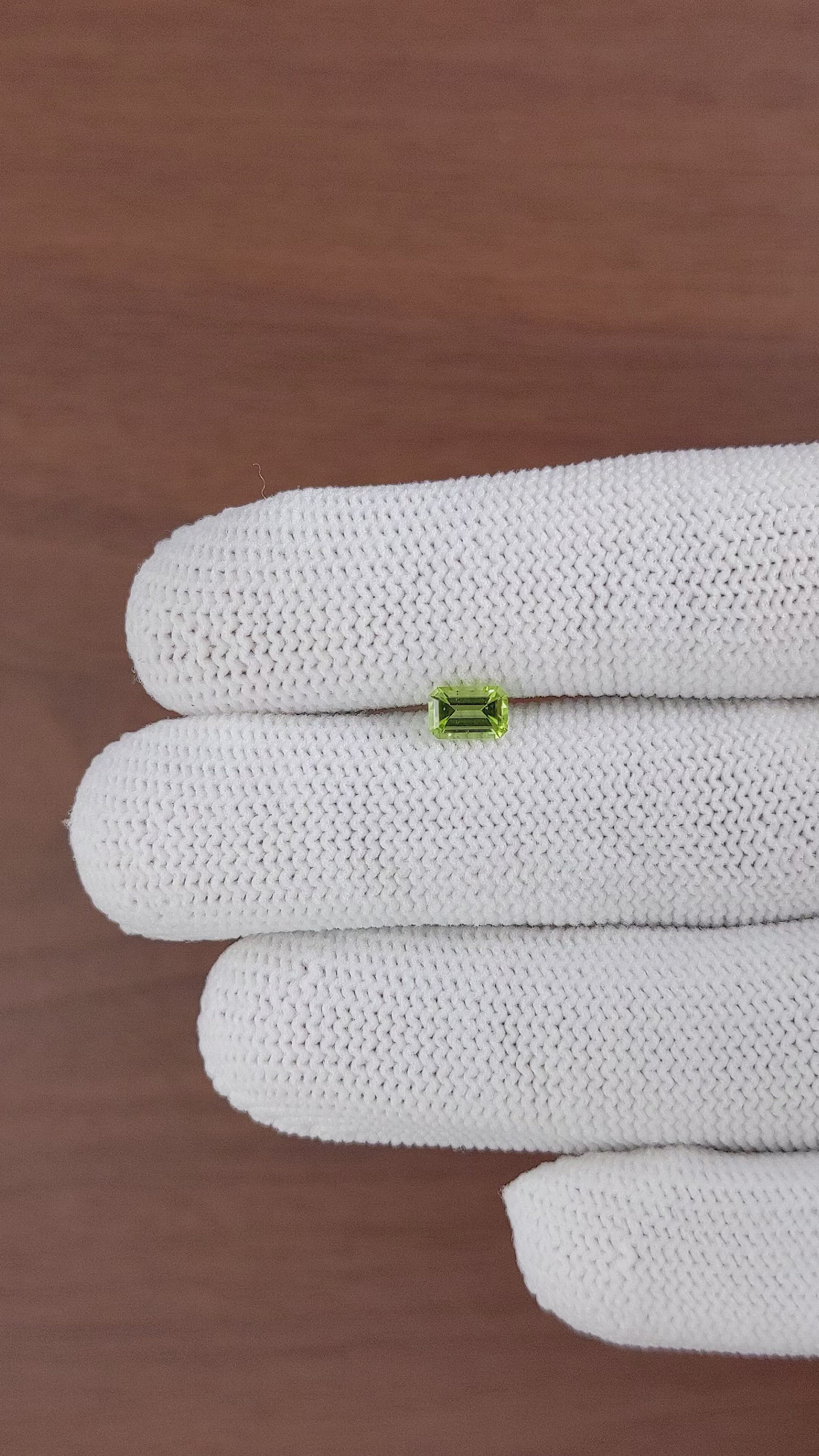 0.55 Ct. Peridot from Ceylon (Sri Lanka) Size Video