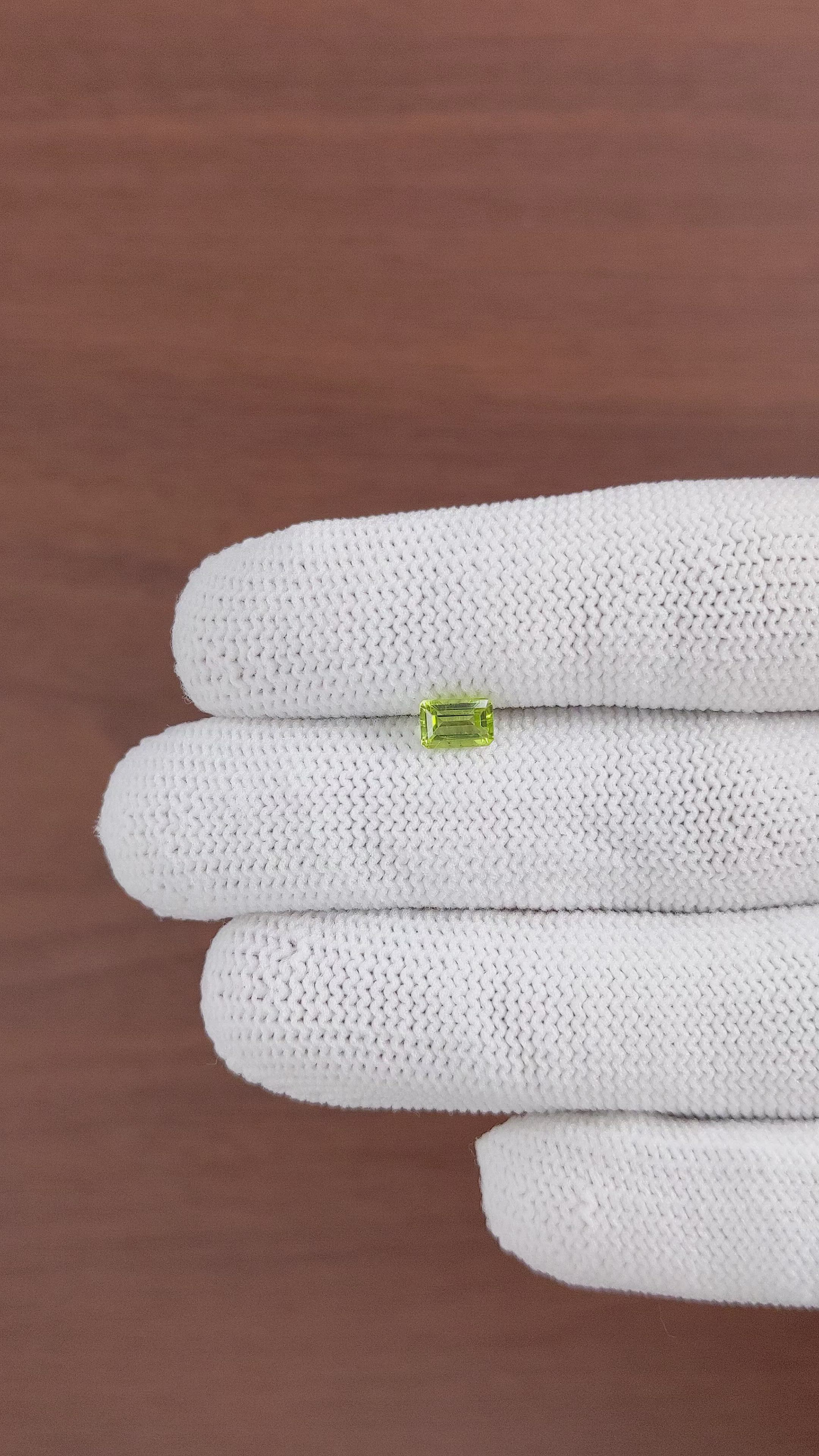 0.72 Ct. Peridot from Ceylon (Sri Lanka) Size Video