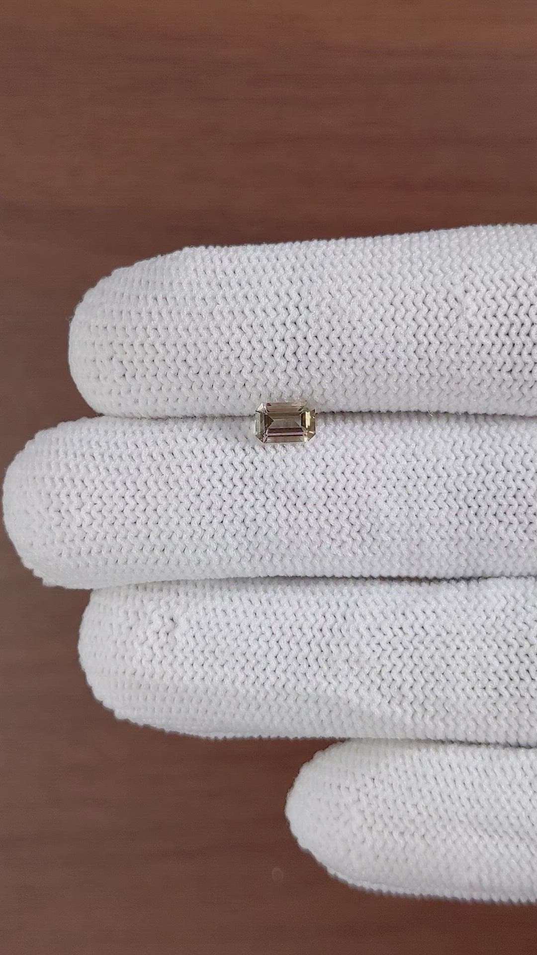 0.47 Ct. Smokey Quartz from Ceylon (Sri Lanka) Size Video