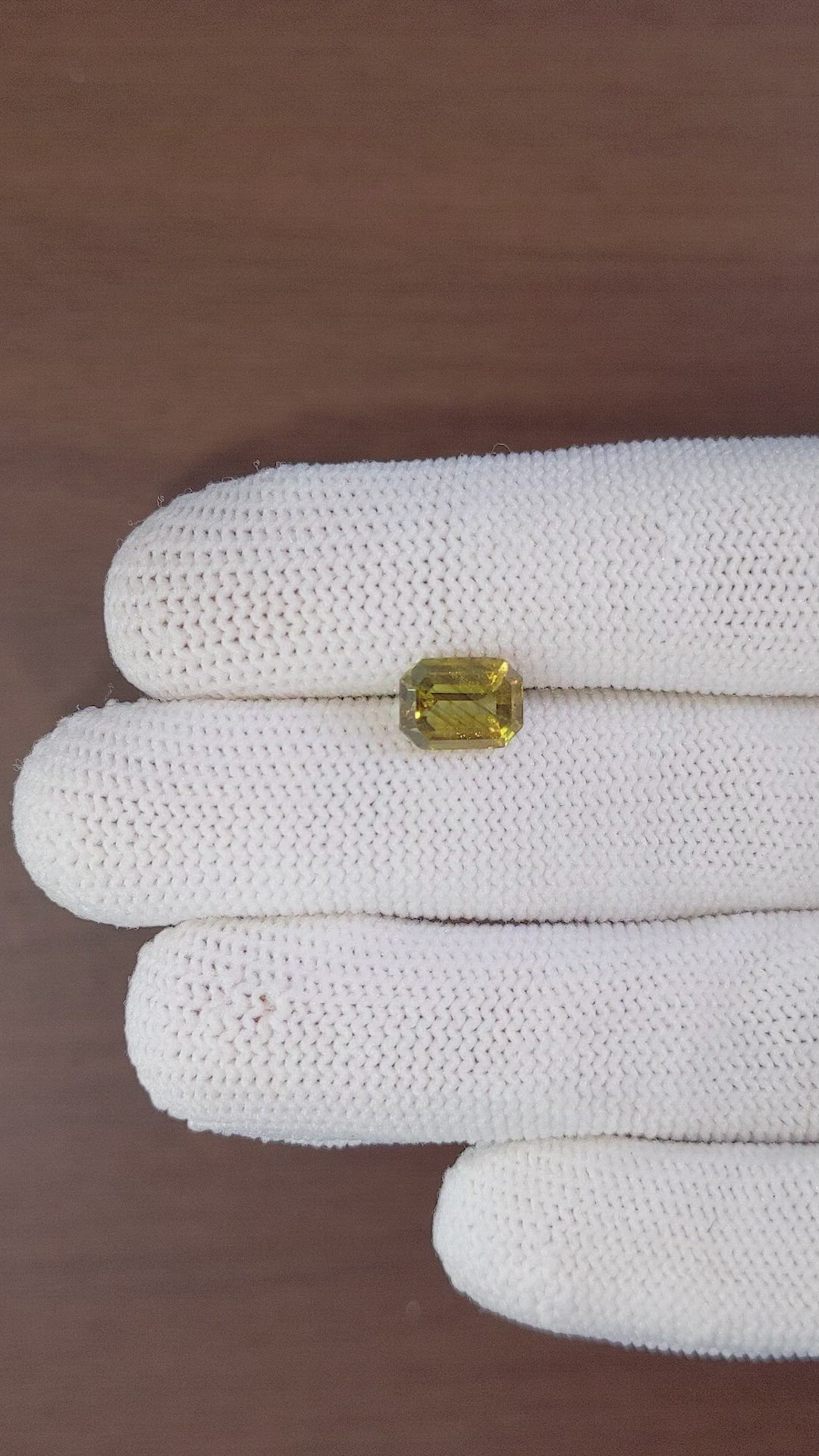 2.61 Ct. Chrysoberyl from Ceylon (Sri Lanka) Size Video