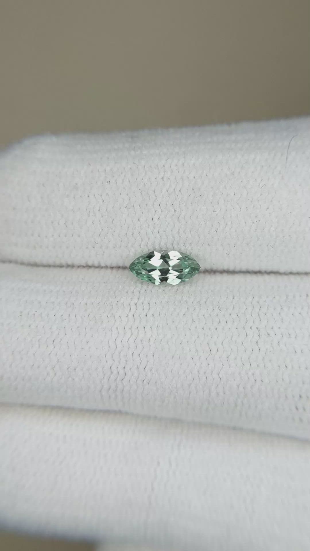 0.42 Ct. Alexandrite from Russia Size Video