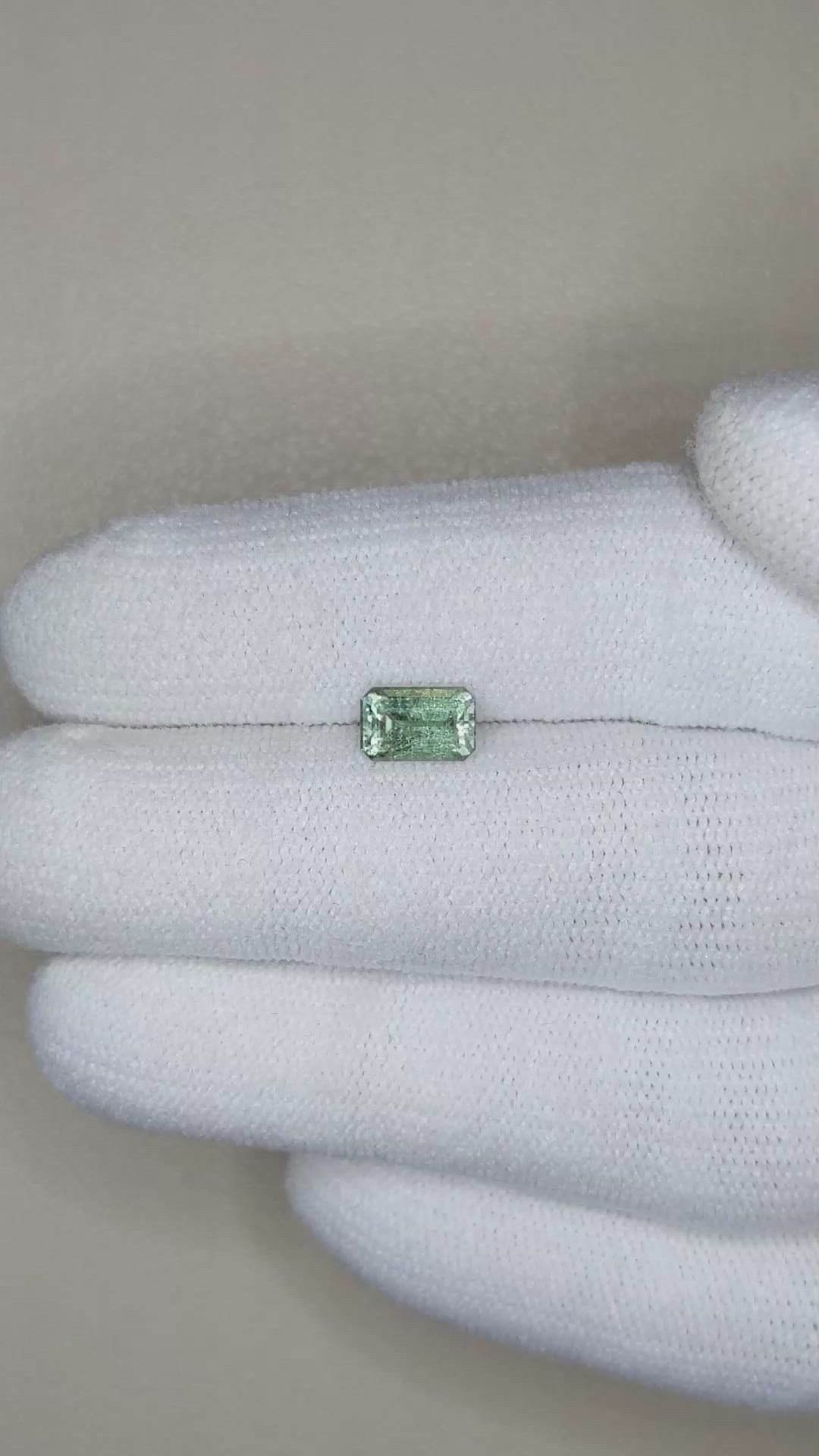 0.90 Ct. Alexandrite from Russia Size Video