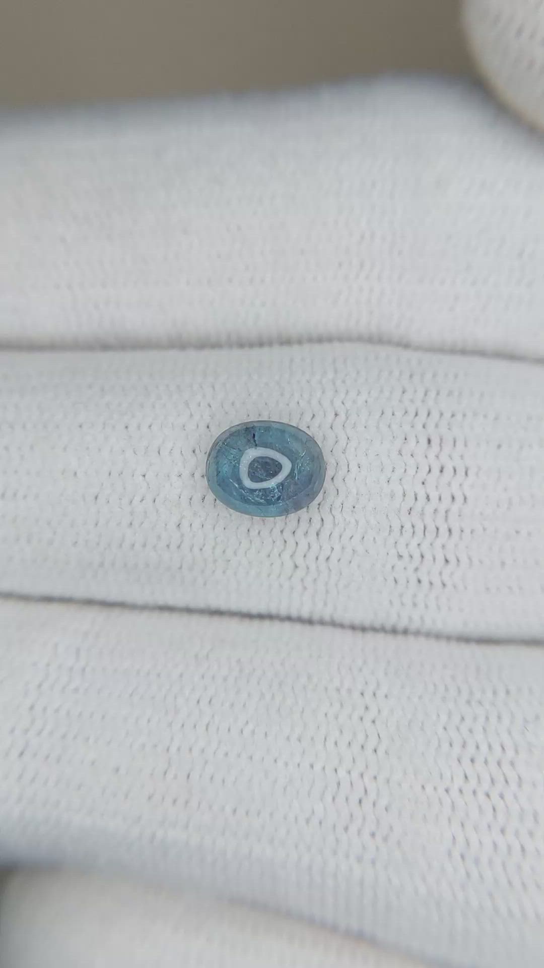 0.95 Ct. Cabochon Alexandrite from Russia Size Video