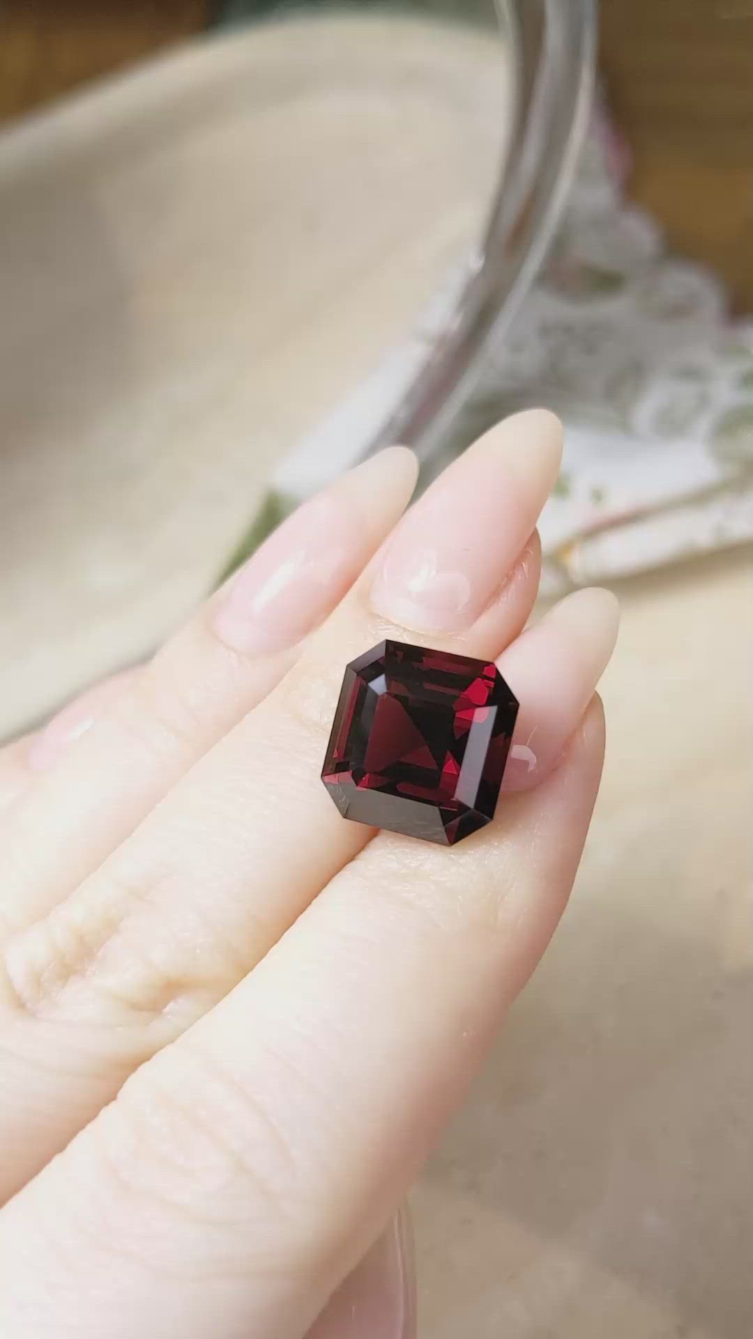 10.30 Ct. Spinel from Ceylon (Sri Lanka) Size Video