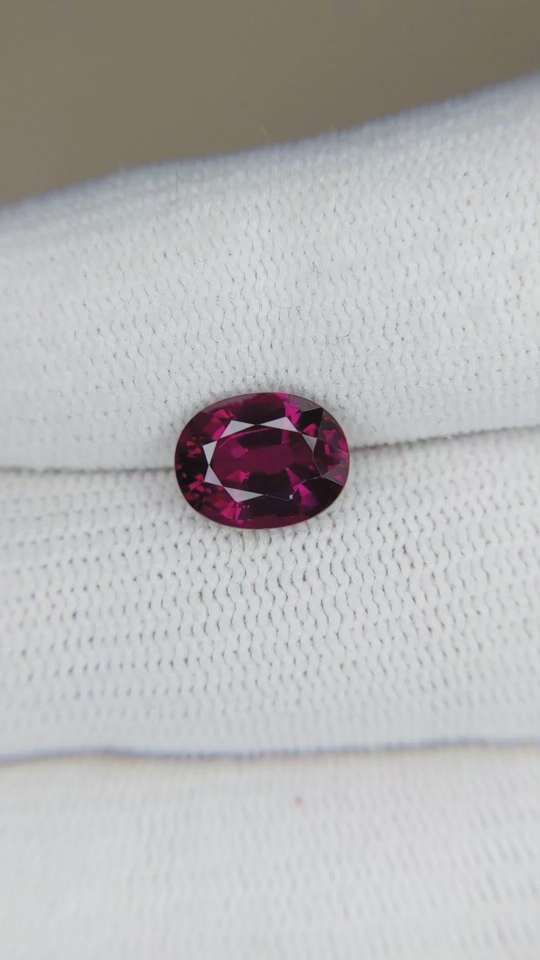 3.05 Ct. Purplish Pink Rhodolite Garnet from Mozambique Size Video