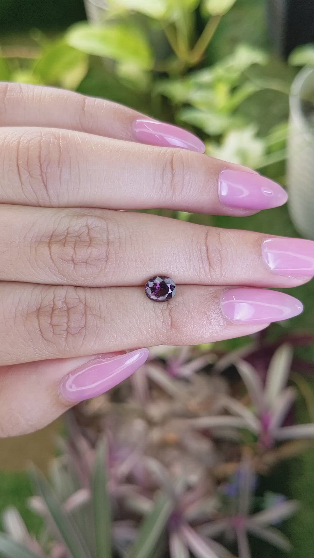 1.04 Ct. Spinel from Ceylon (Sri Lanka) Size Video