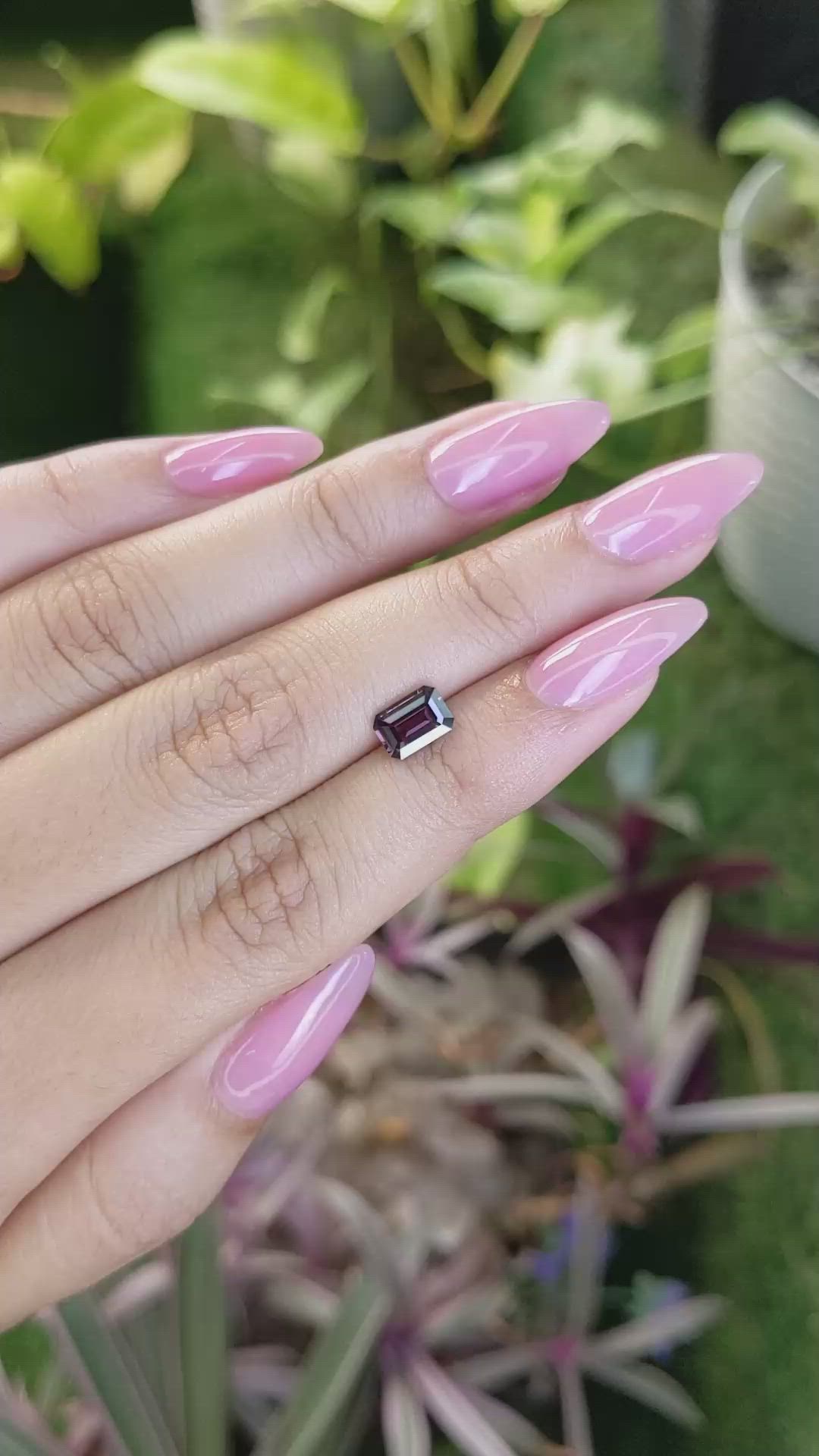 1.07 Ct. Spinel from Ceylon (Sri Lanka) Size Video