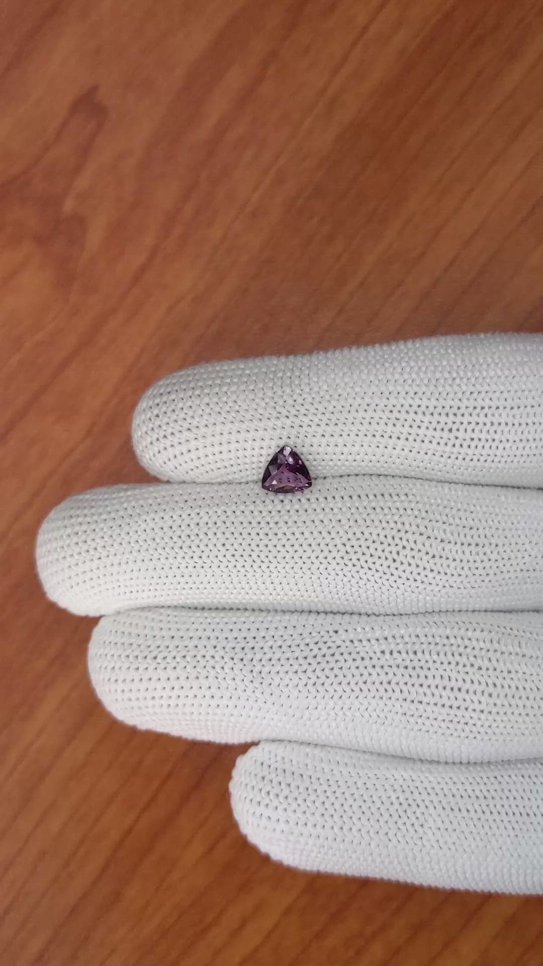 0.74 Ct. Spinel from Ceylon (Sri Lanka) Size Video