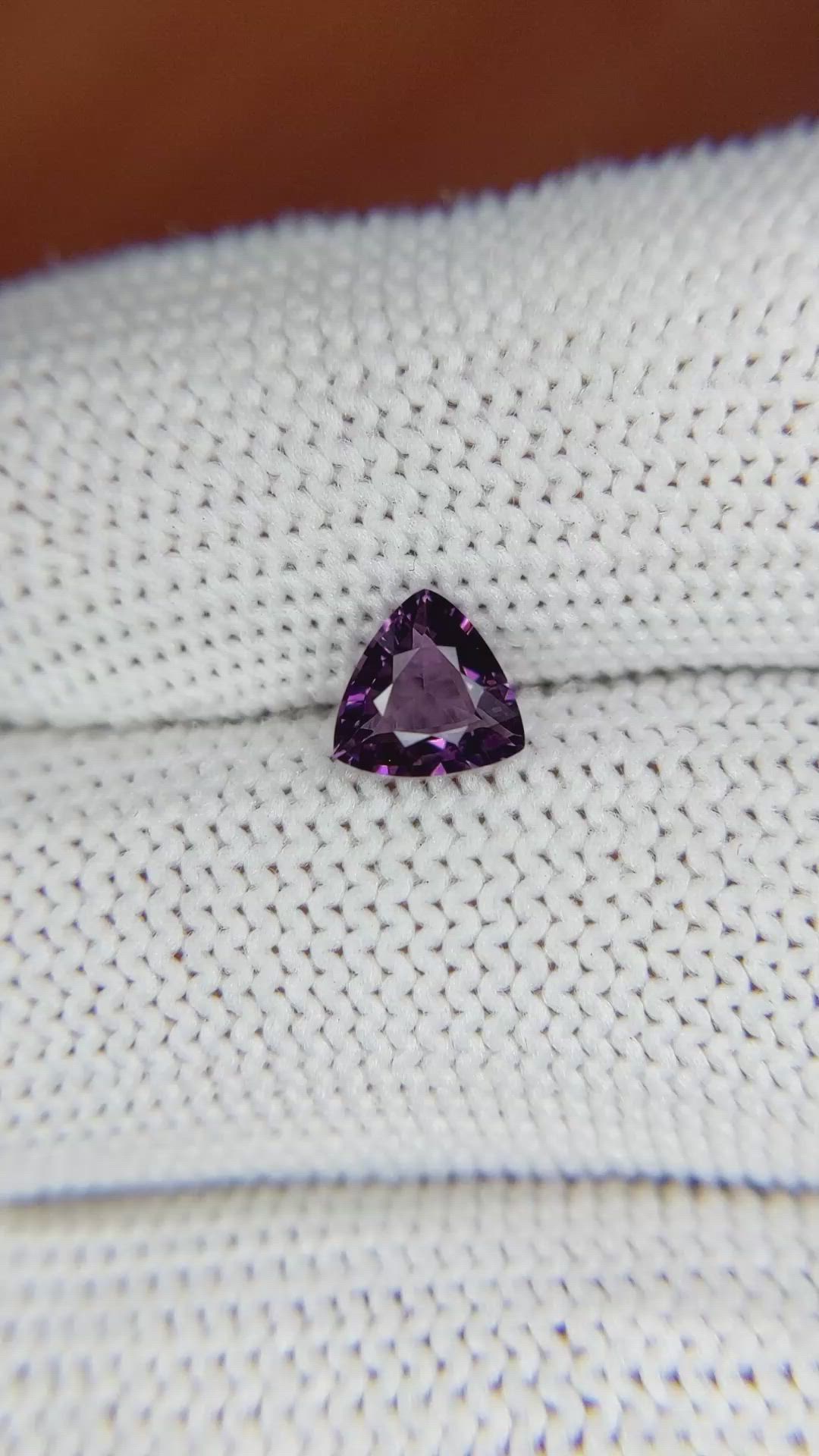 0.74 Ct. Spinel from Ceylon (Sri Lanka) Size Video