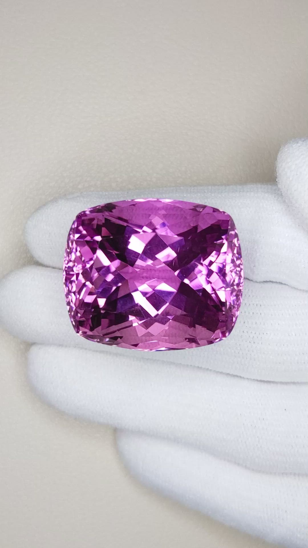 89.75 Ct. Kunzite from Afghanistan Size Video