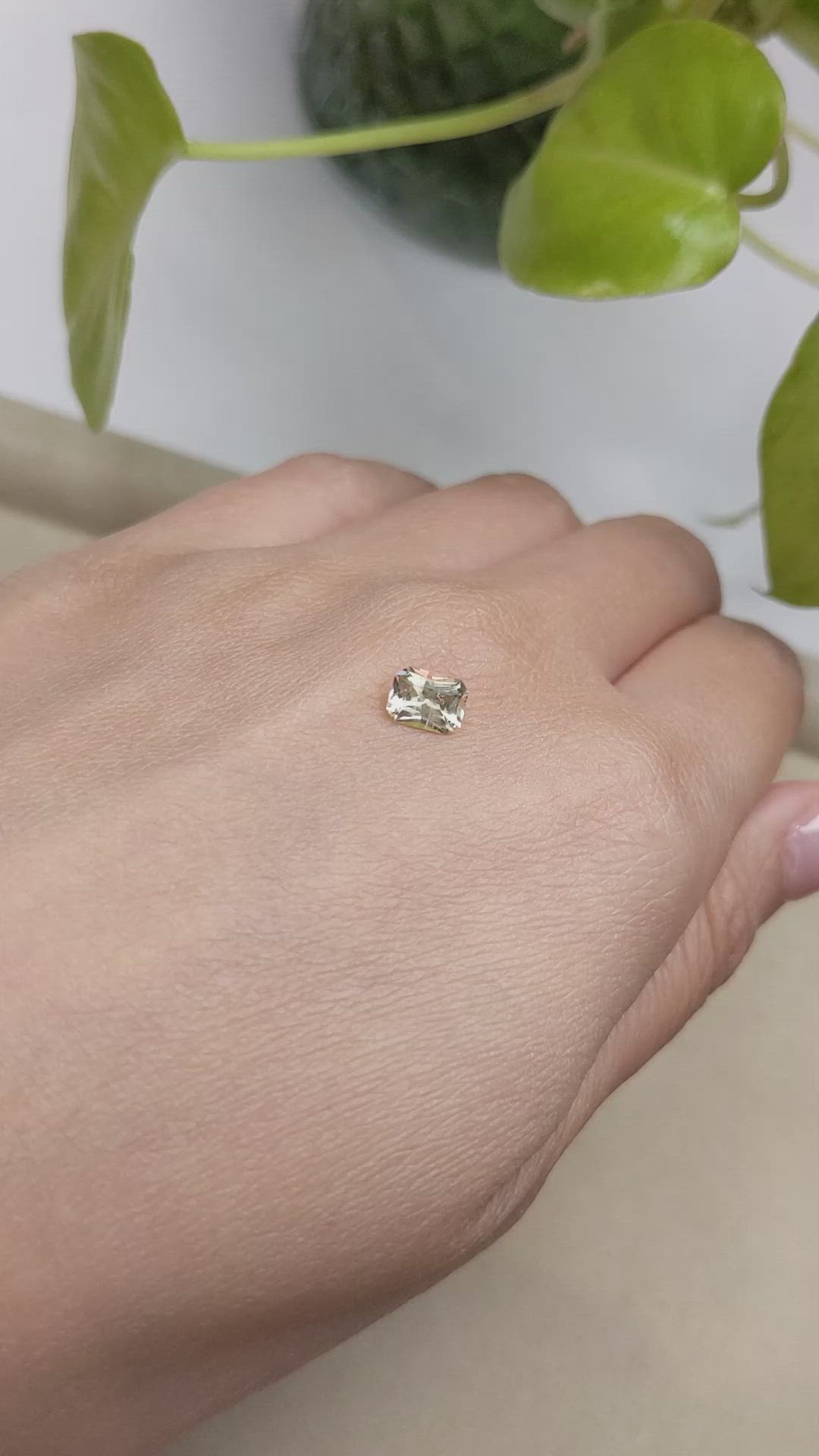 0.87 Ct. Chrysoberyl from Ceylon (Sri Lanka) Size Video