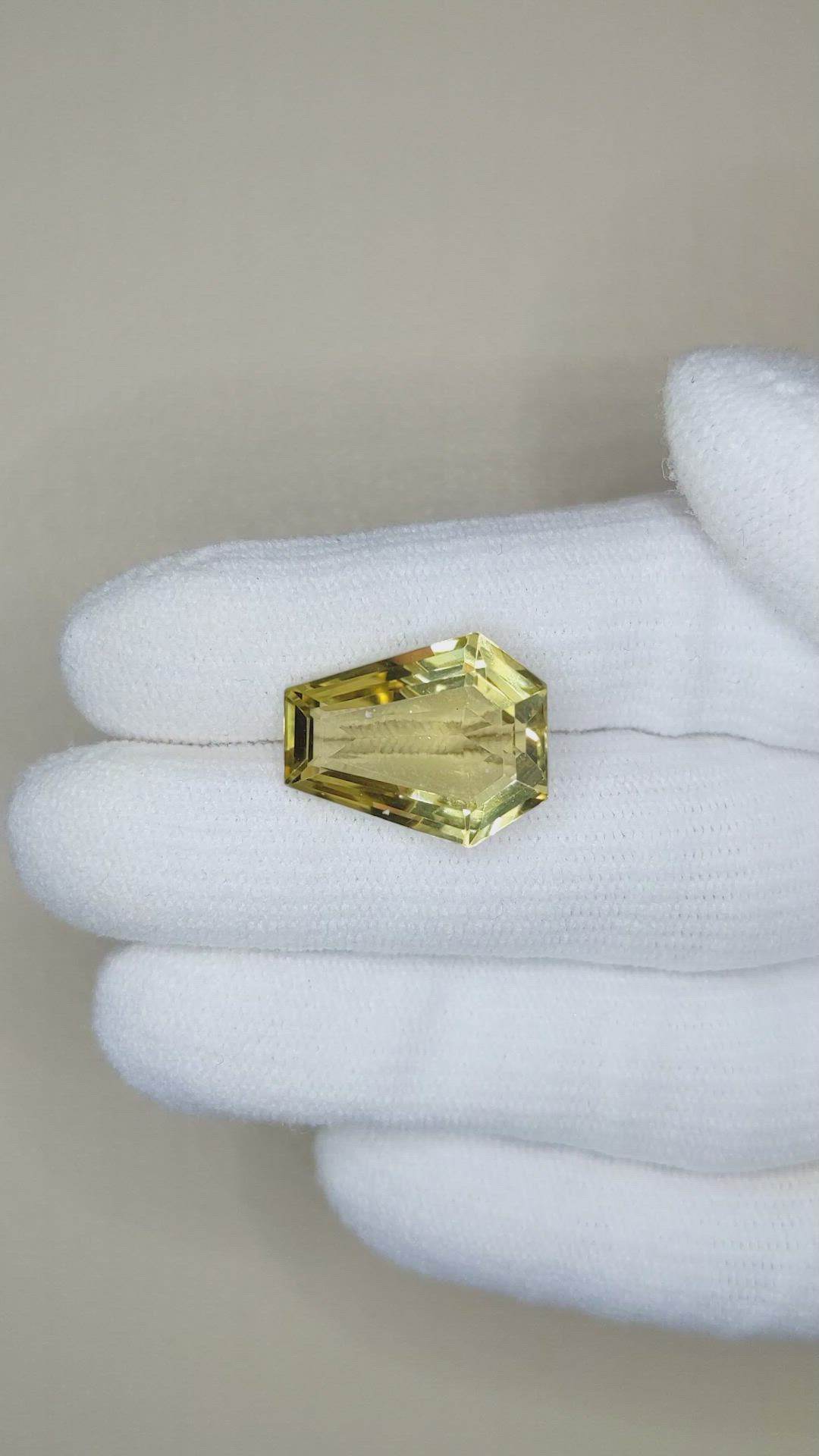 9.55 Ct. Quartz from Brazil Size Video