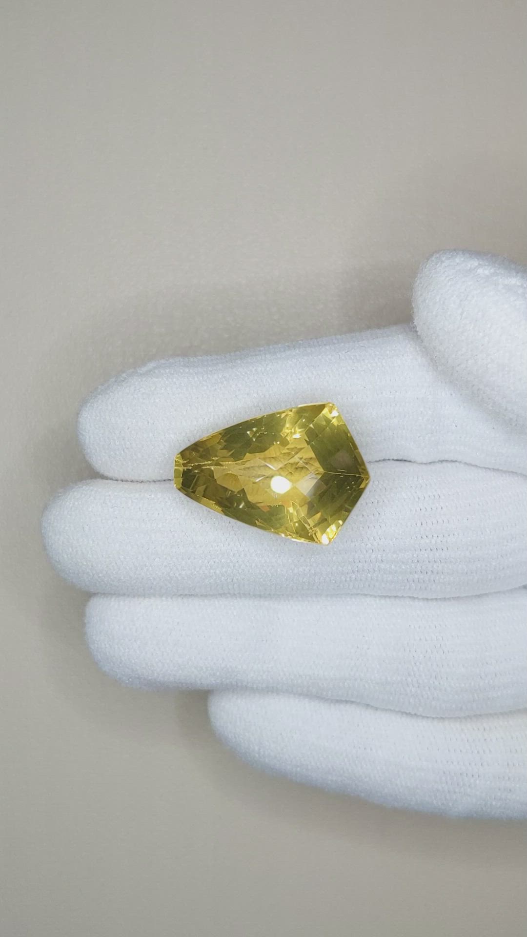 20.66 Ct. Quartz from Brazil Size Video