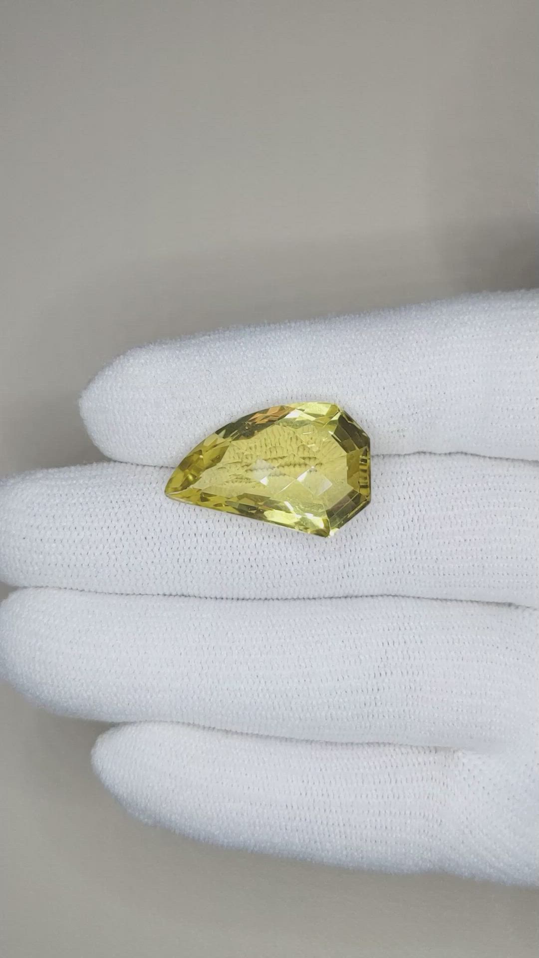 17.41 Ct. Quartz from Brazil Size Video
