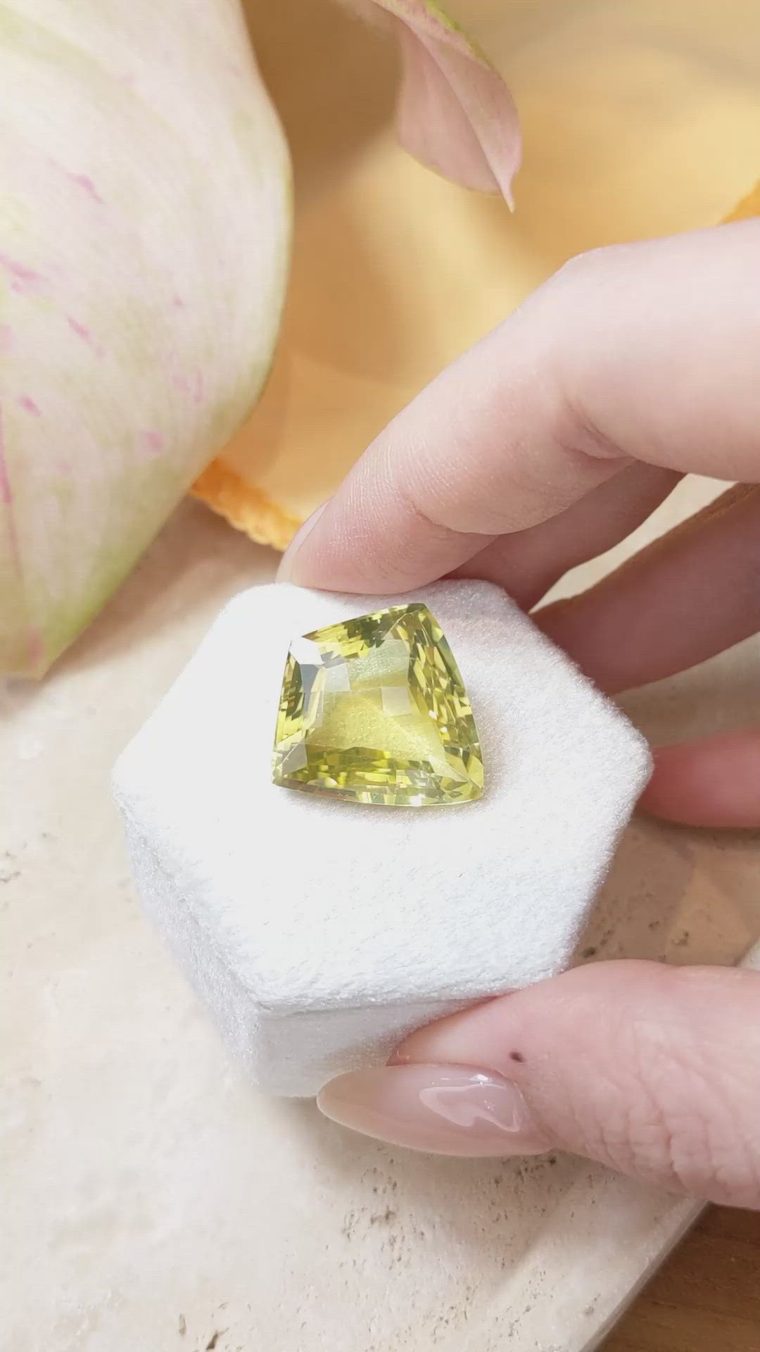 19.98 Ct. Quartz from Brazil Size Video