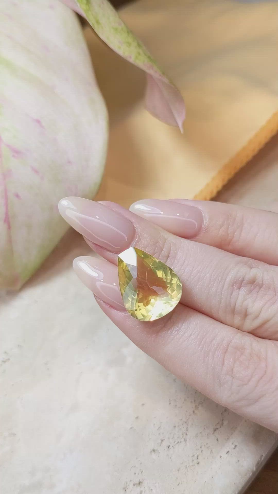 12.73 Ct. Quartz from Brazil Size Video