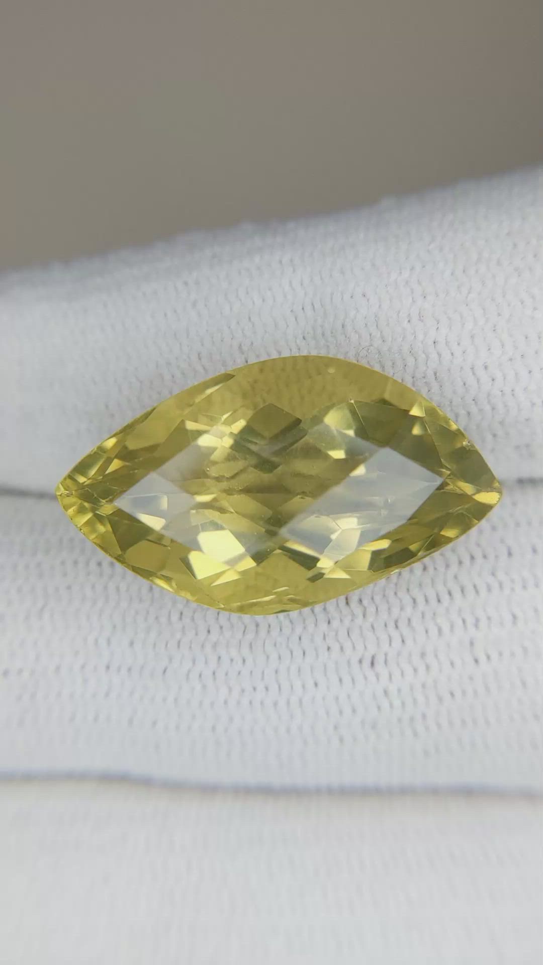 17.58 Ct. Quartz from Brazil Size Video