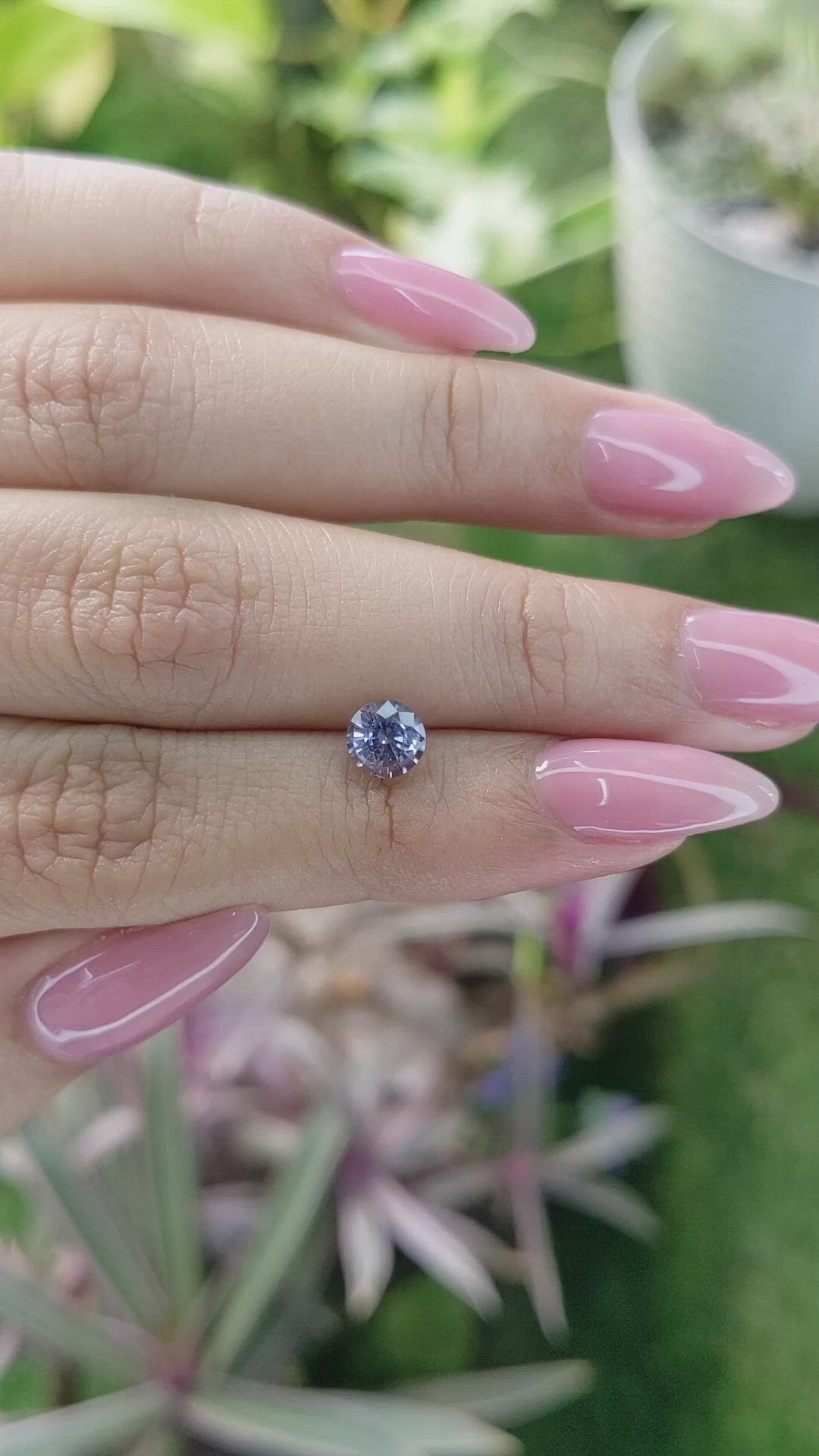 0.90 Ct. Spinel from Ceylon (Sri Lanka) Size Video