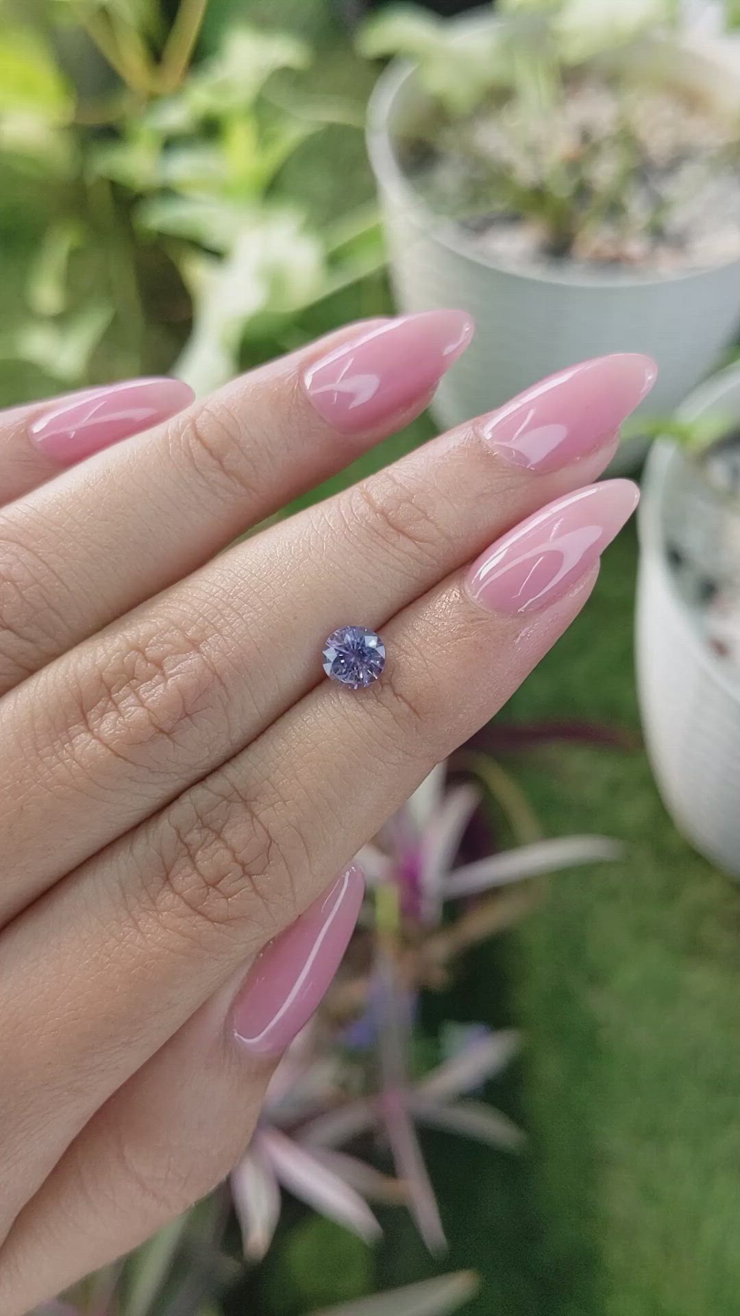 0.90 Ct. Spinel from Ceylon (Sri Lanka) Size Video