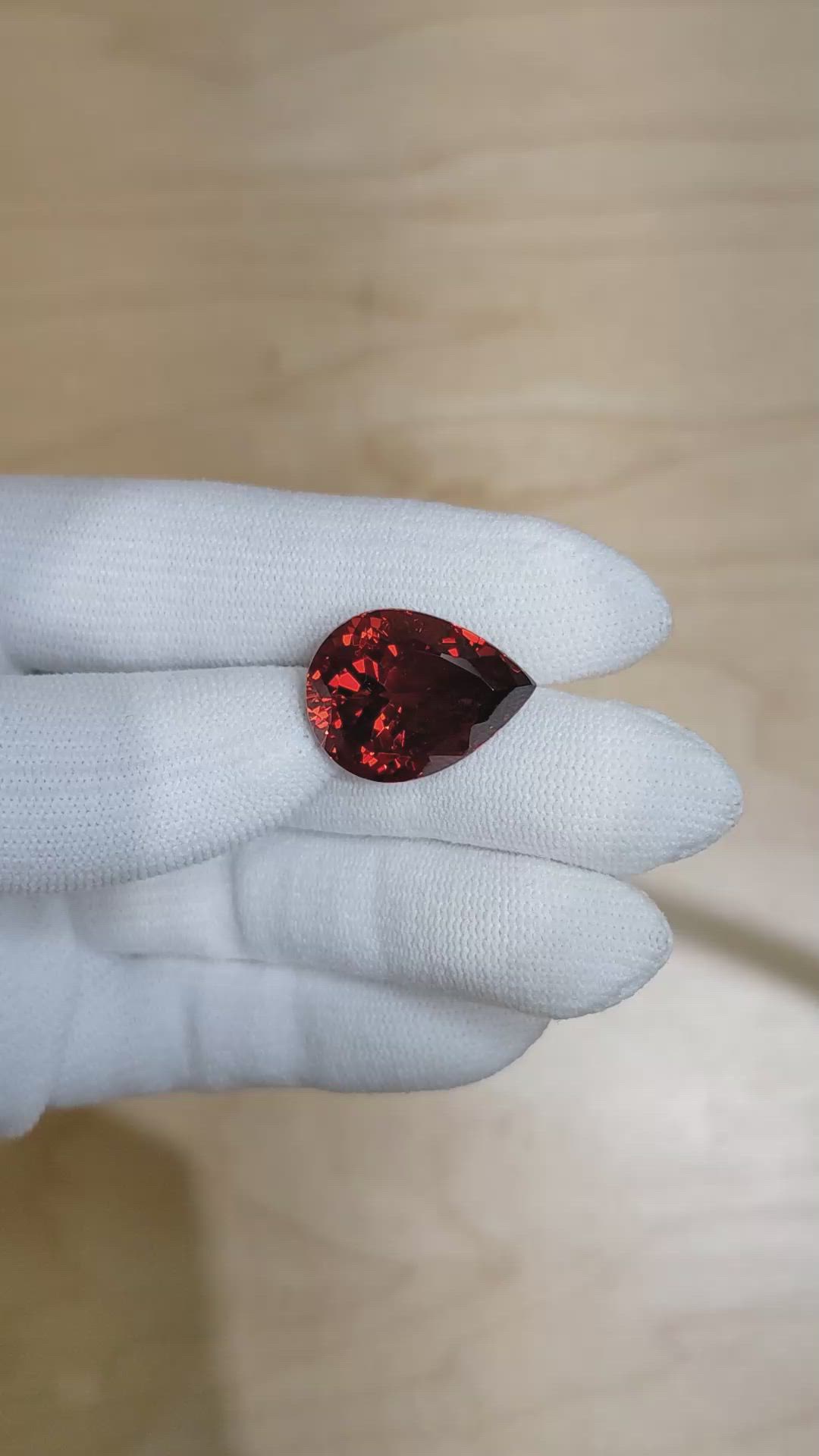 25.22 Ct. Spessartite Garnet from Ceylon (Sri Lanka) Size Video