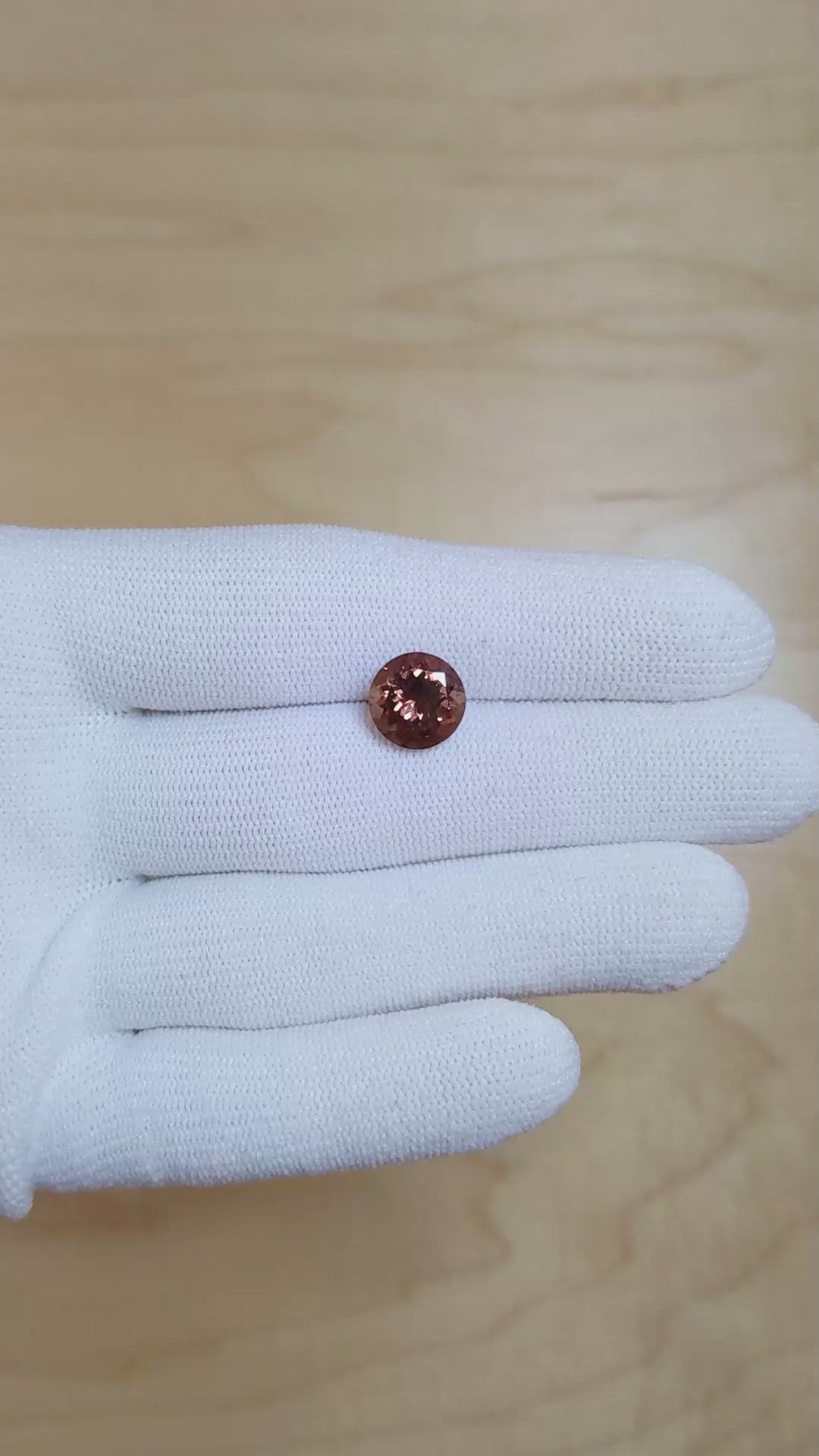 4.09 Ct. Garnet from Ceylon (Sri Lanka) Size Video