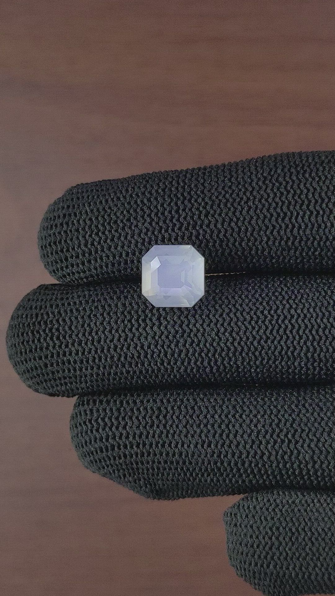 4.69 Ct. Moonstone from Ceylon (Sri Lanka) Size Video