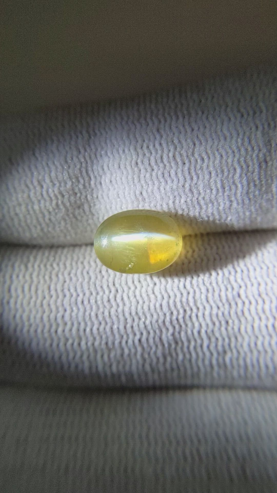 3.50 Ct. Cabochon Chrysoberyl from Ceylon (Sri Lanka) Size Video