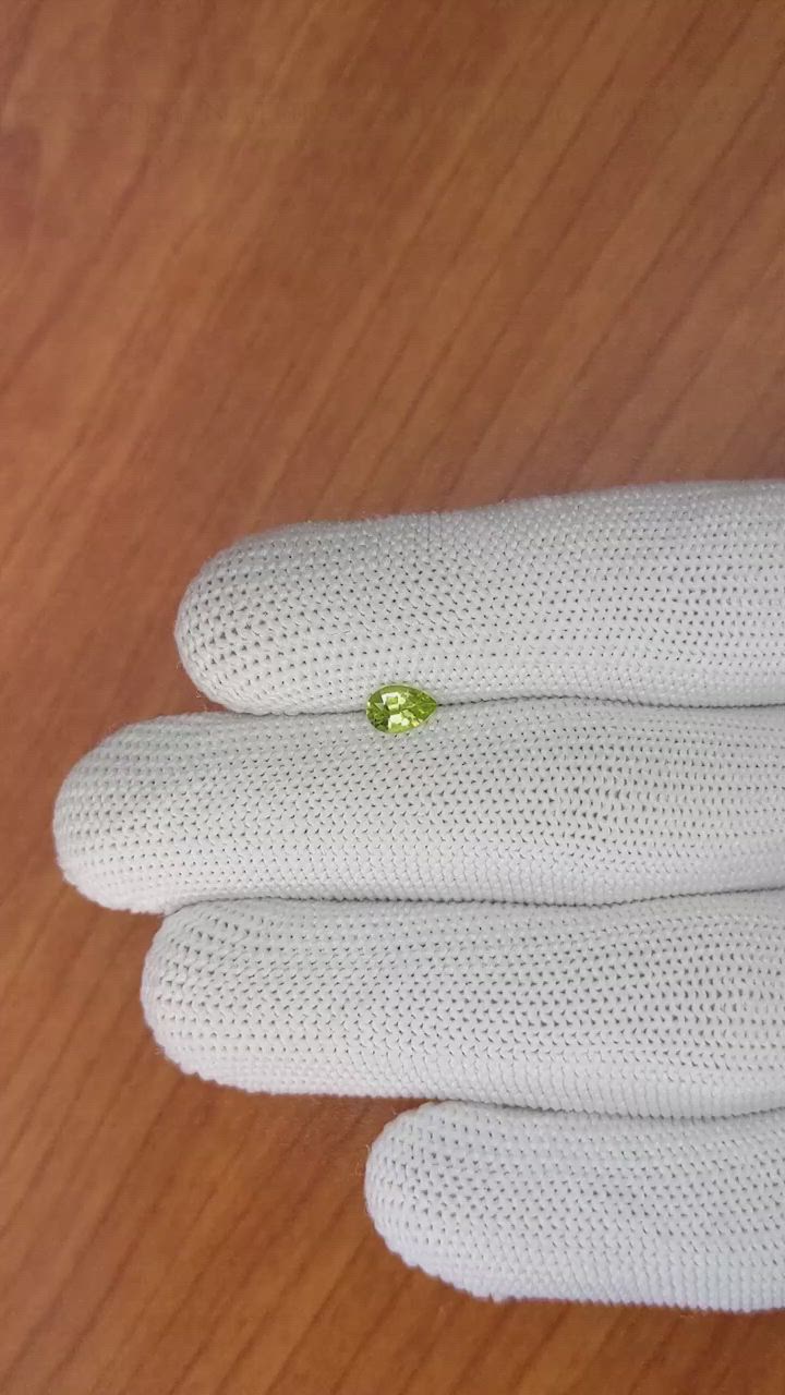 0.39 Ct. Peridot from Ceylon (Sri Lanka) Size Video