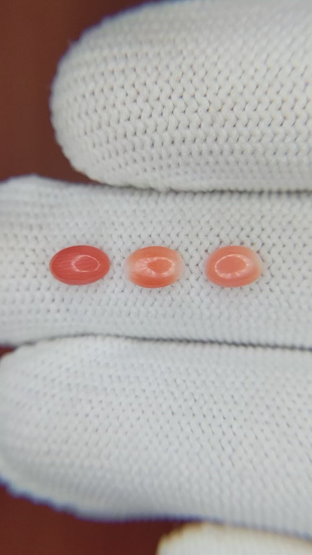 6.56 Ct. Cabochon Coral from Italy Size Video