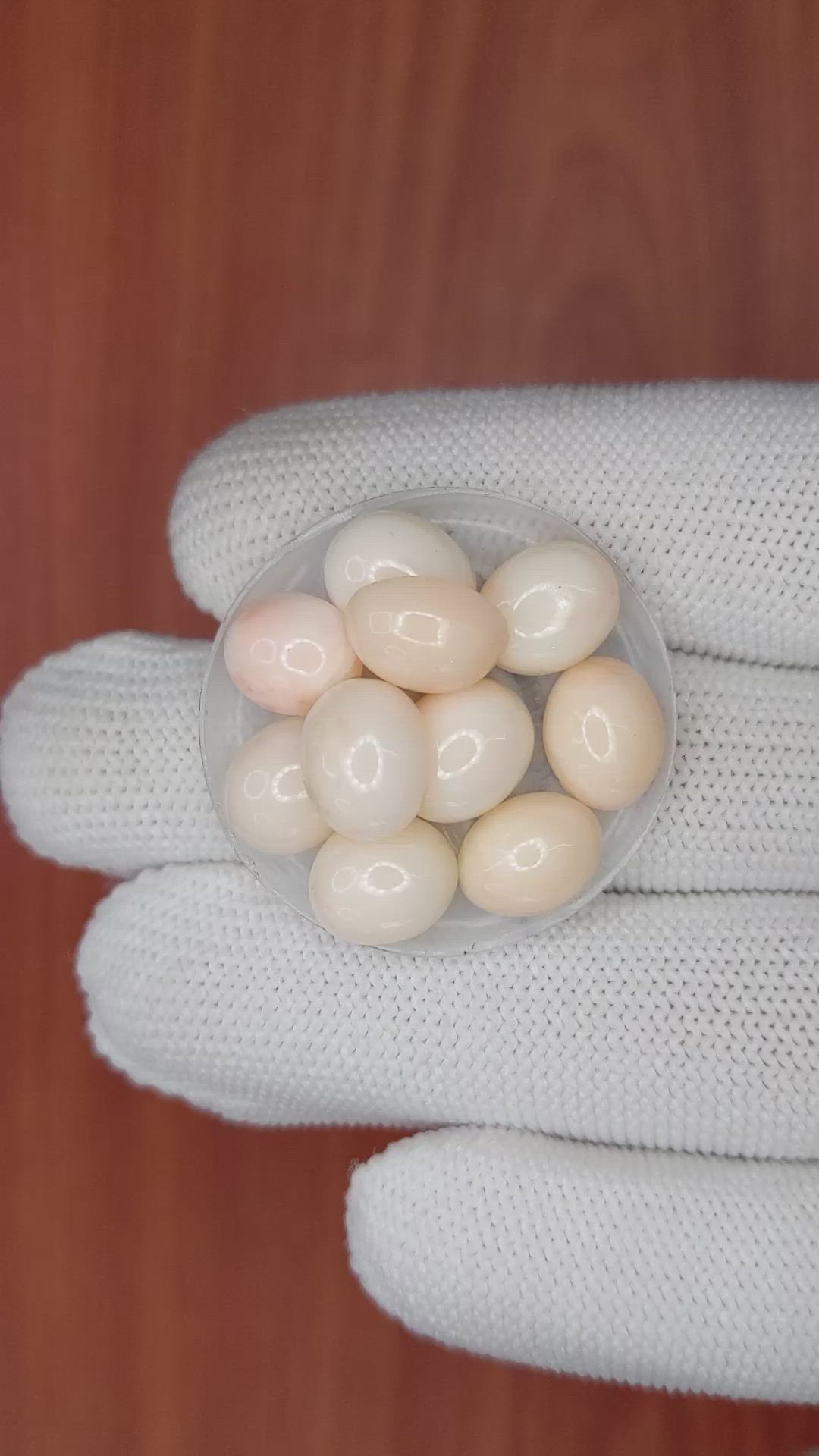 30.57 Ct. Cabochon Coral from Italy Size Video