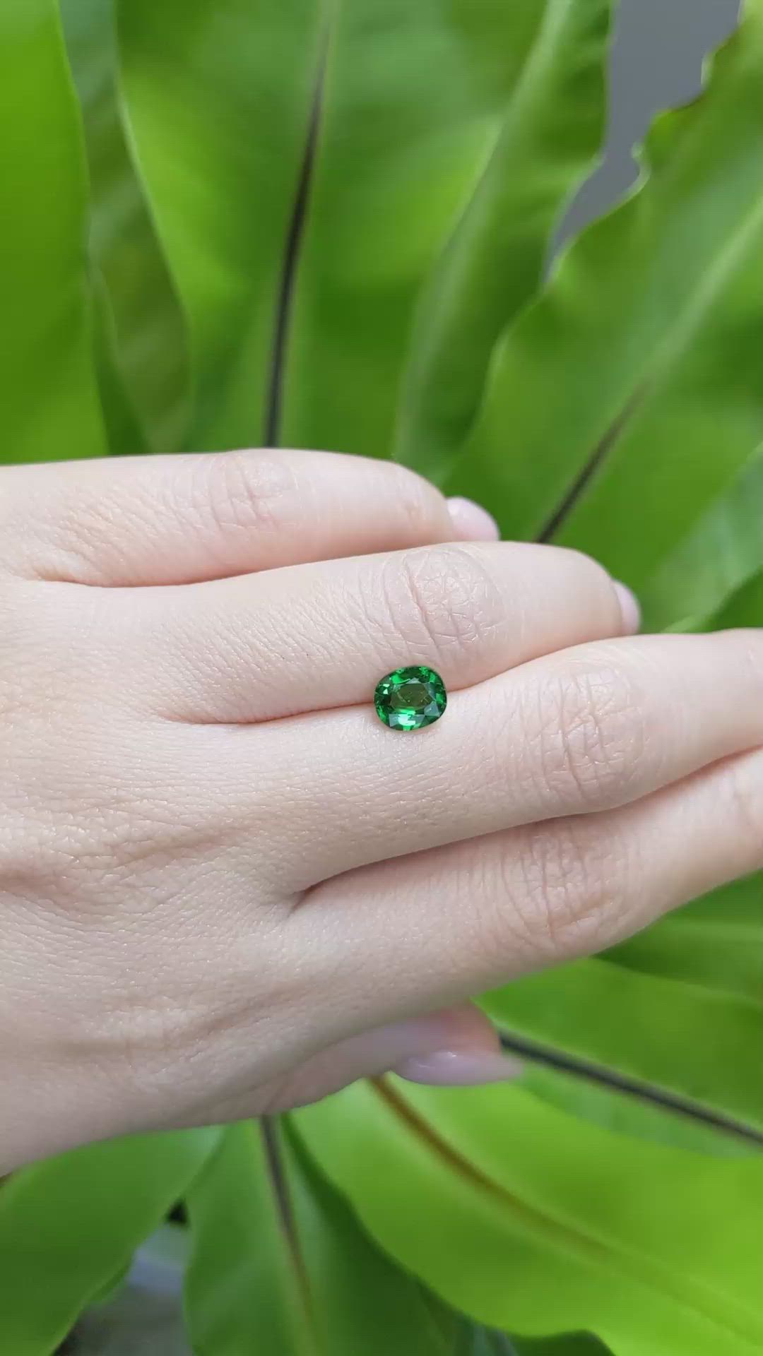 1.27 Ct. Tsavorite Garnet from Tanzania Size Video