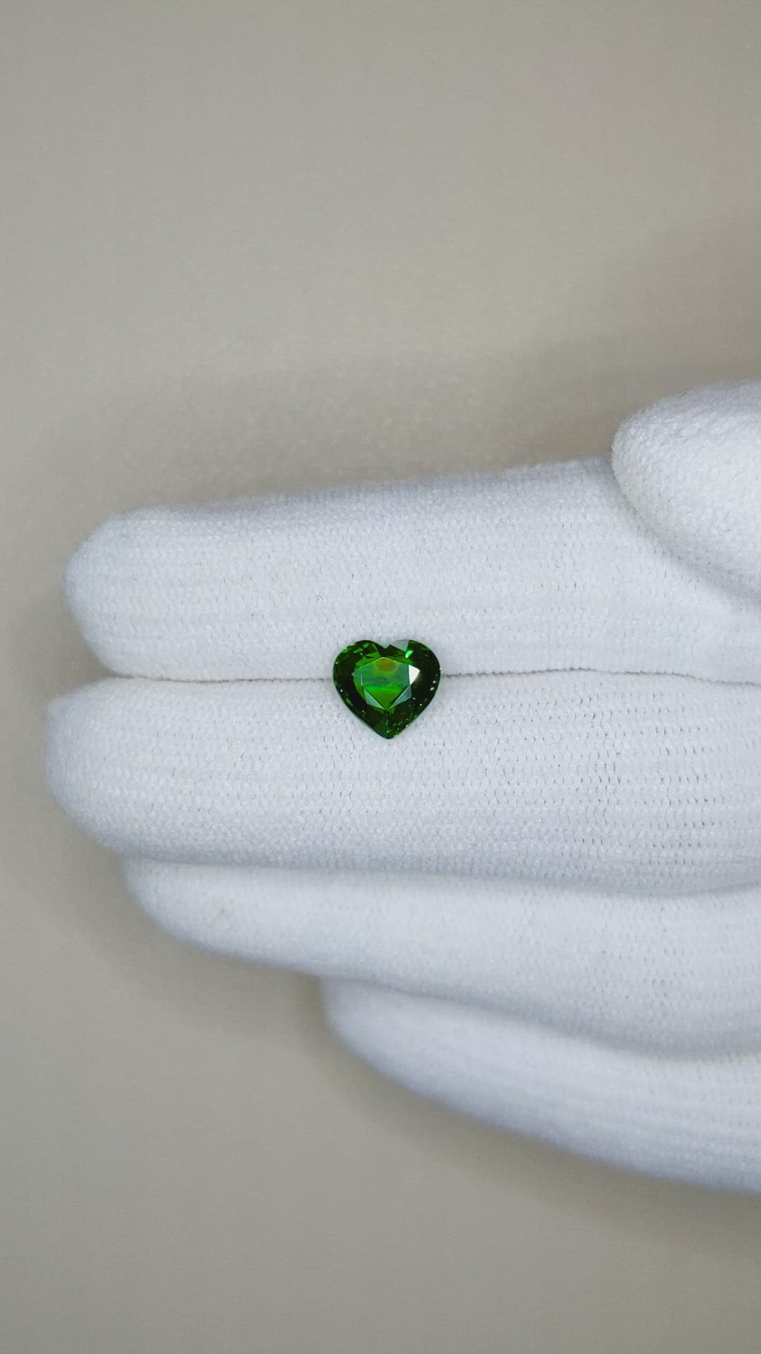 1.52 Ct. Tsavorite Garnet from Tanzania Size Video