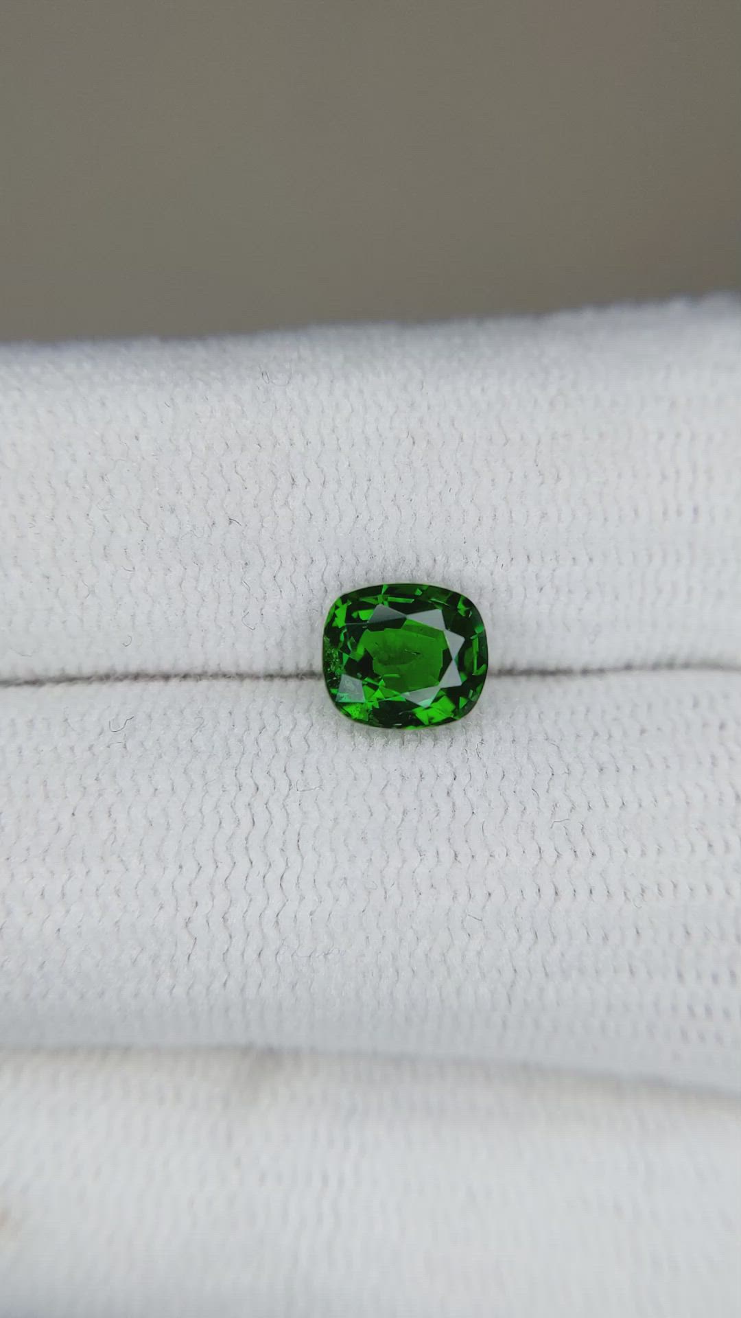 1.12 Ct. Tsavorite Garnet from Tanzania Size Video