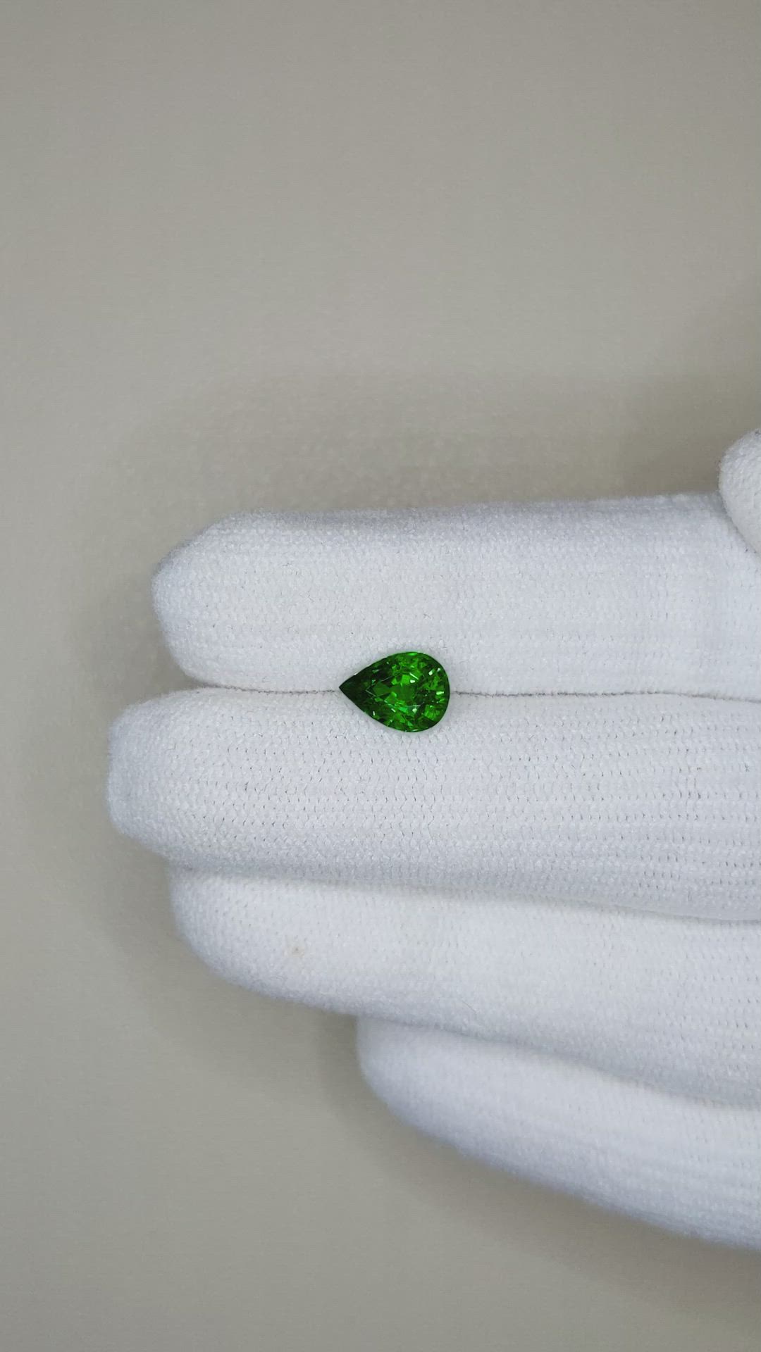 1.33 Ct. Tsavorite Garnet from Tanzania Size Video